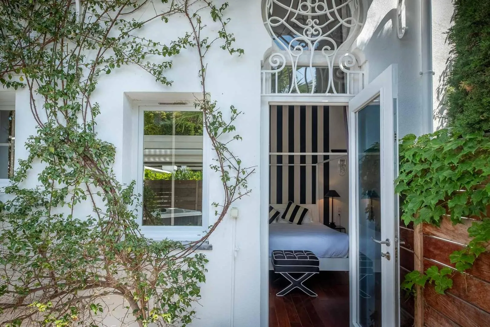 Patio in La Villa Mauresque