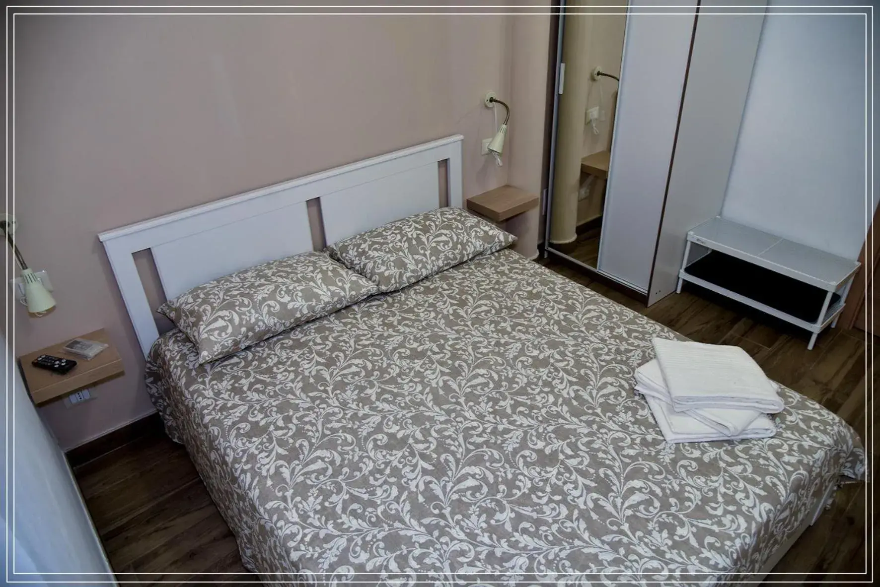 Double Room with Private Bathroom - single occupancy in B&B Sicily Double Room with Private Bathroom - single occupancy in B&B Sicily