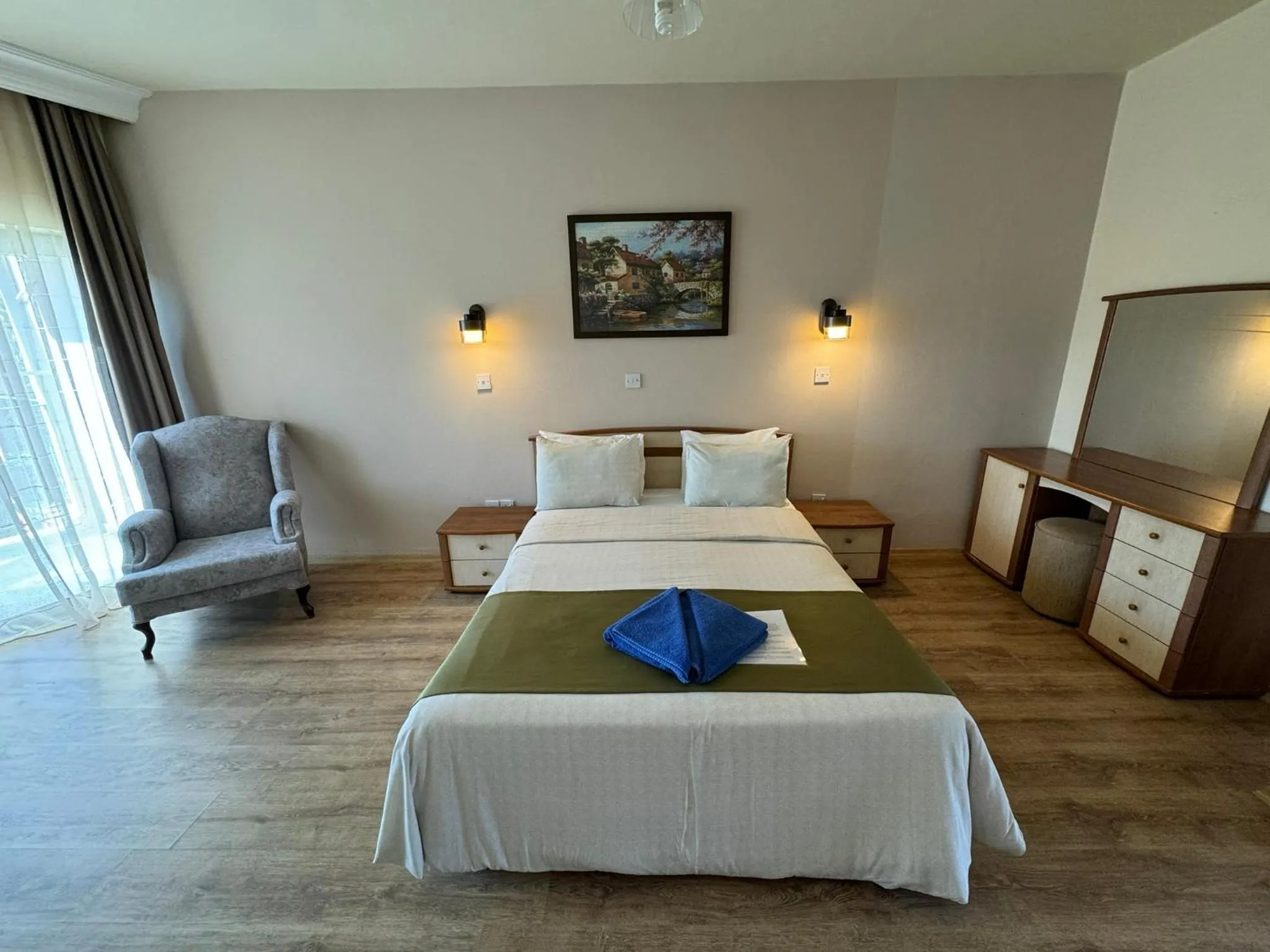 Bedroom, Bed in High Life