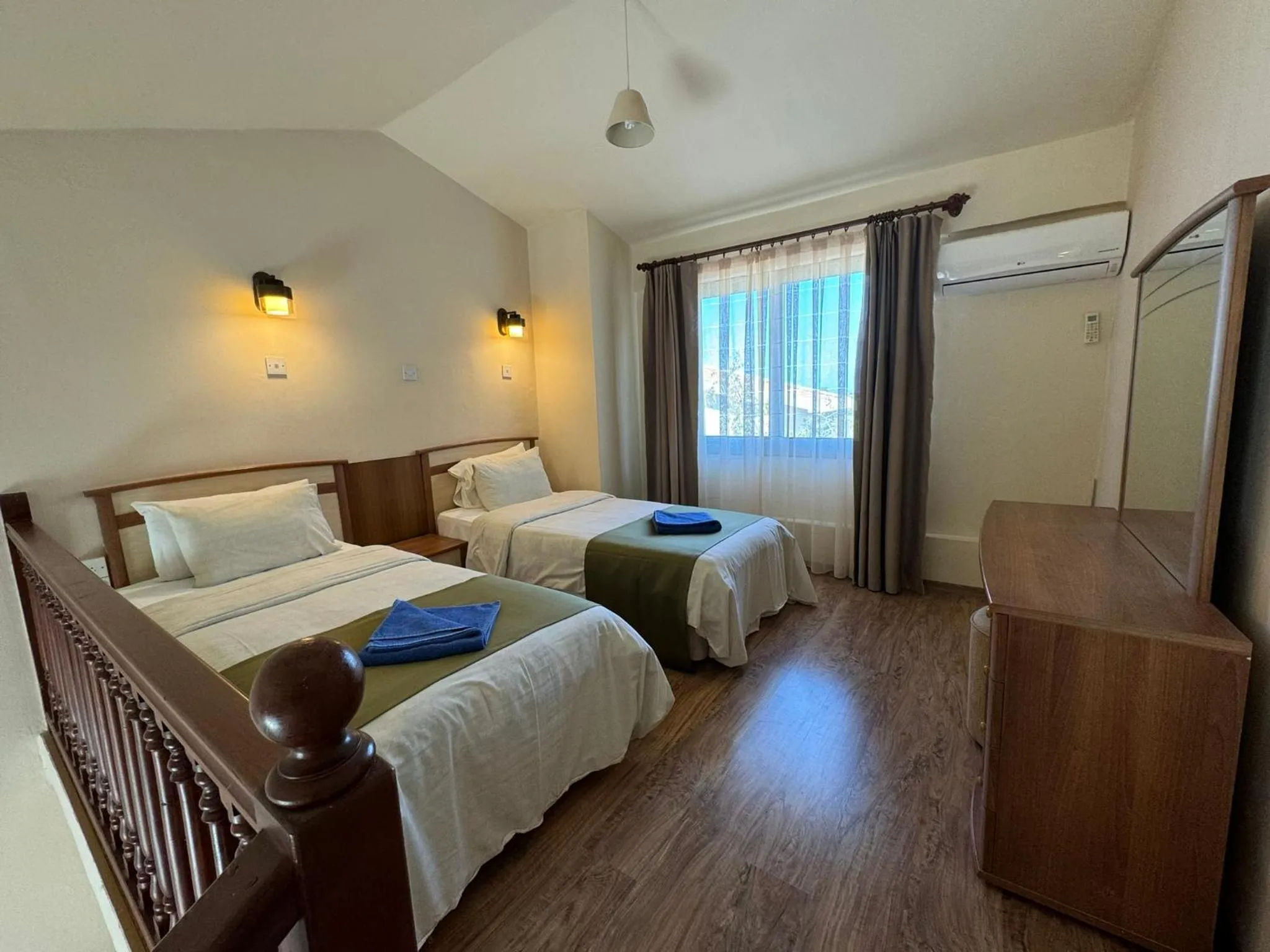 Property building, Bed in High Life