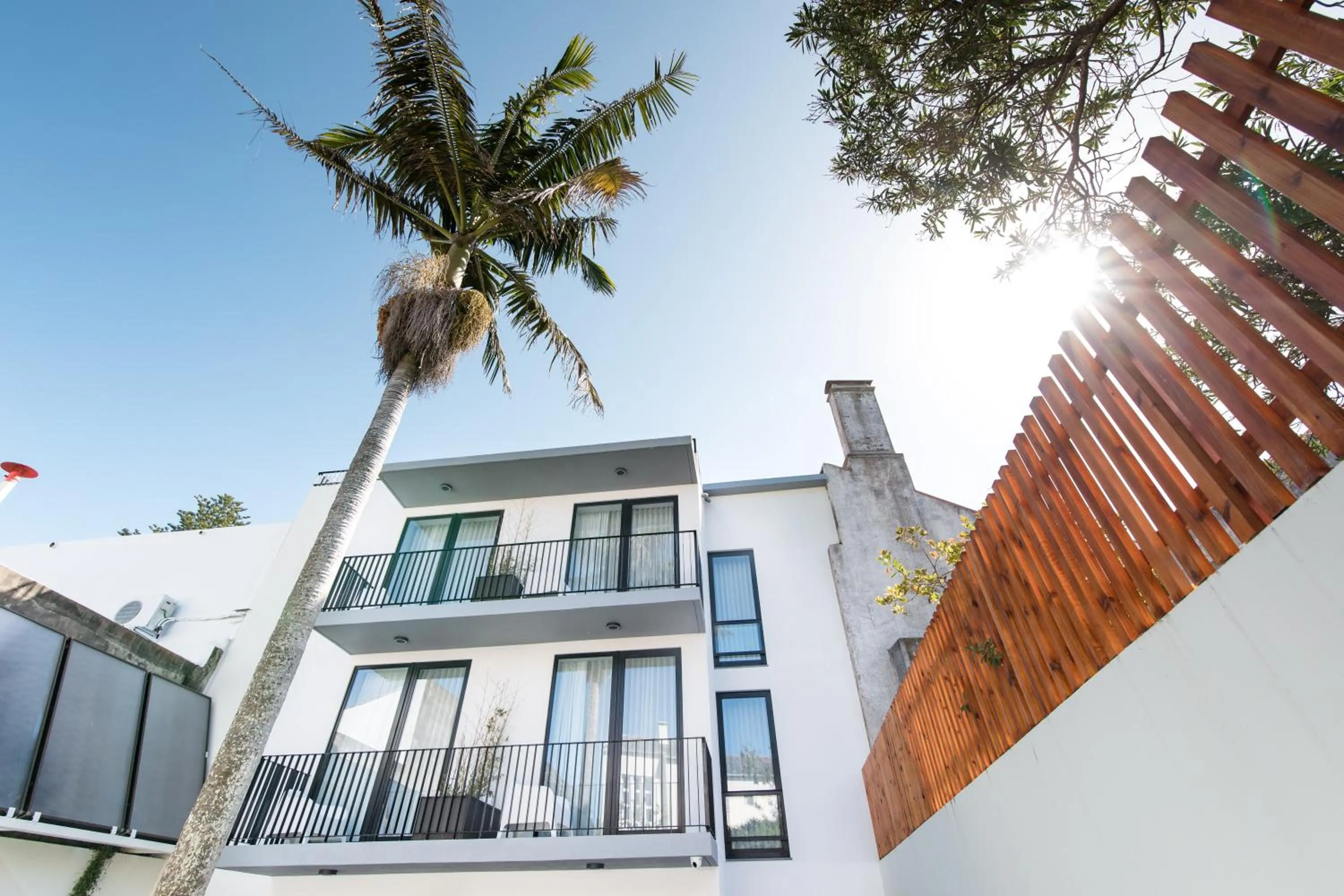 Property building in Ilha Hostel & Suites