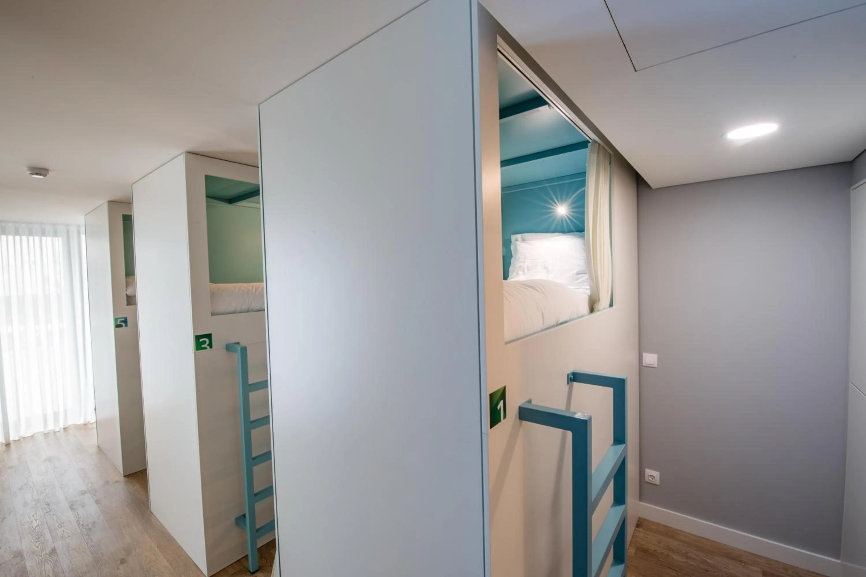 Ilha Hostel & Suites