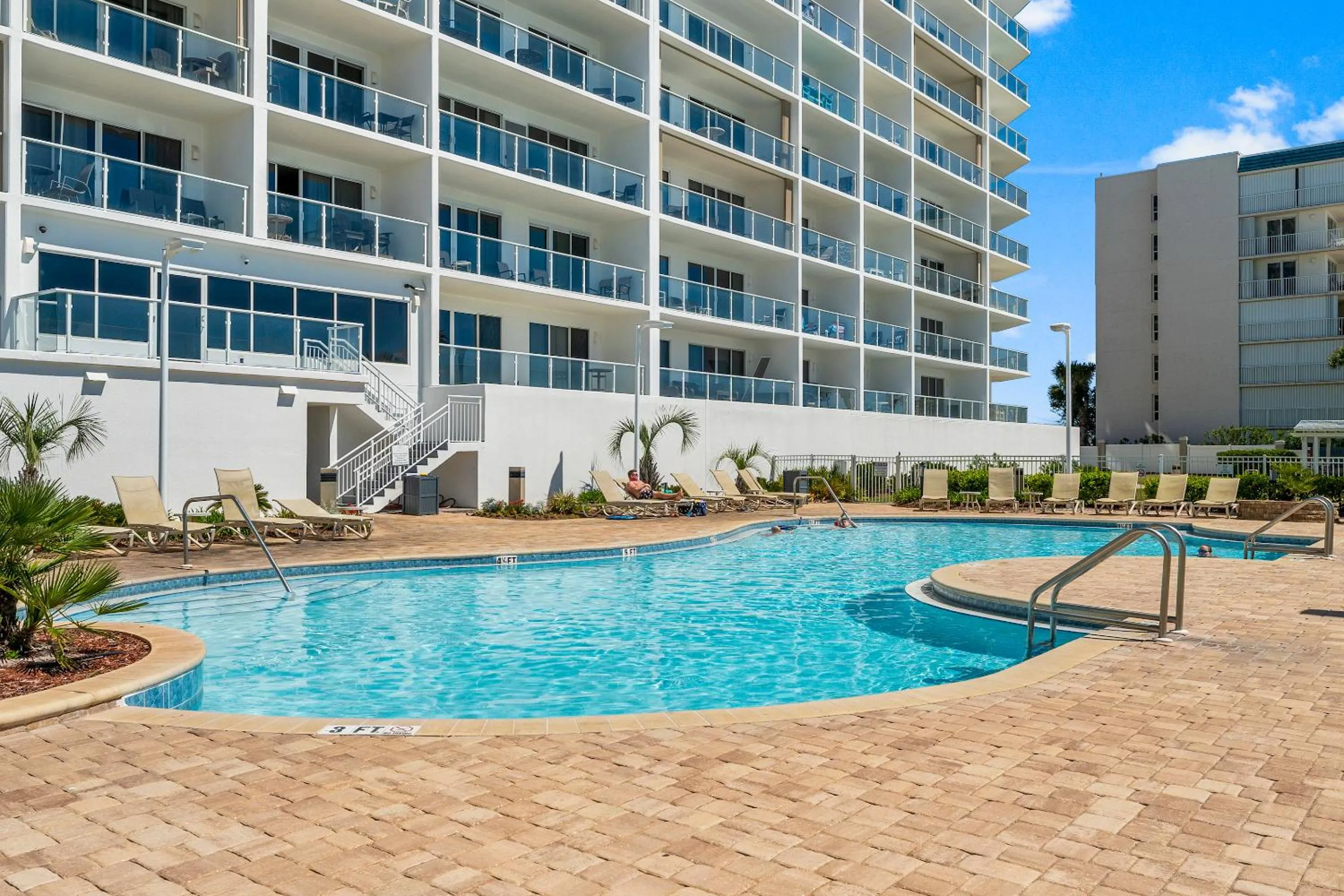 Property building in Sterling Sands Beach Resort by Panhandle Getaways