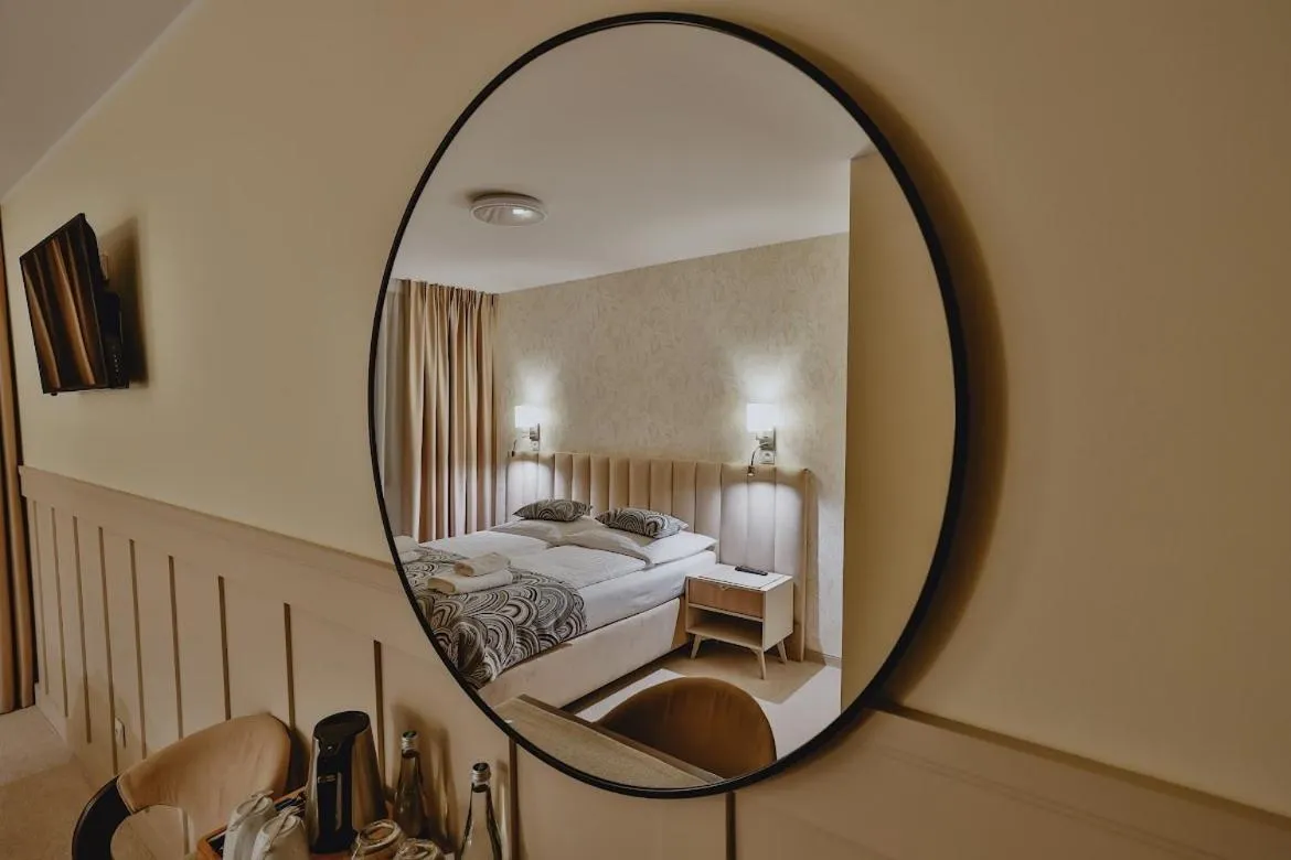 Bed in Willa & DOM-BLACH