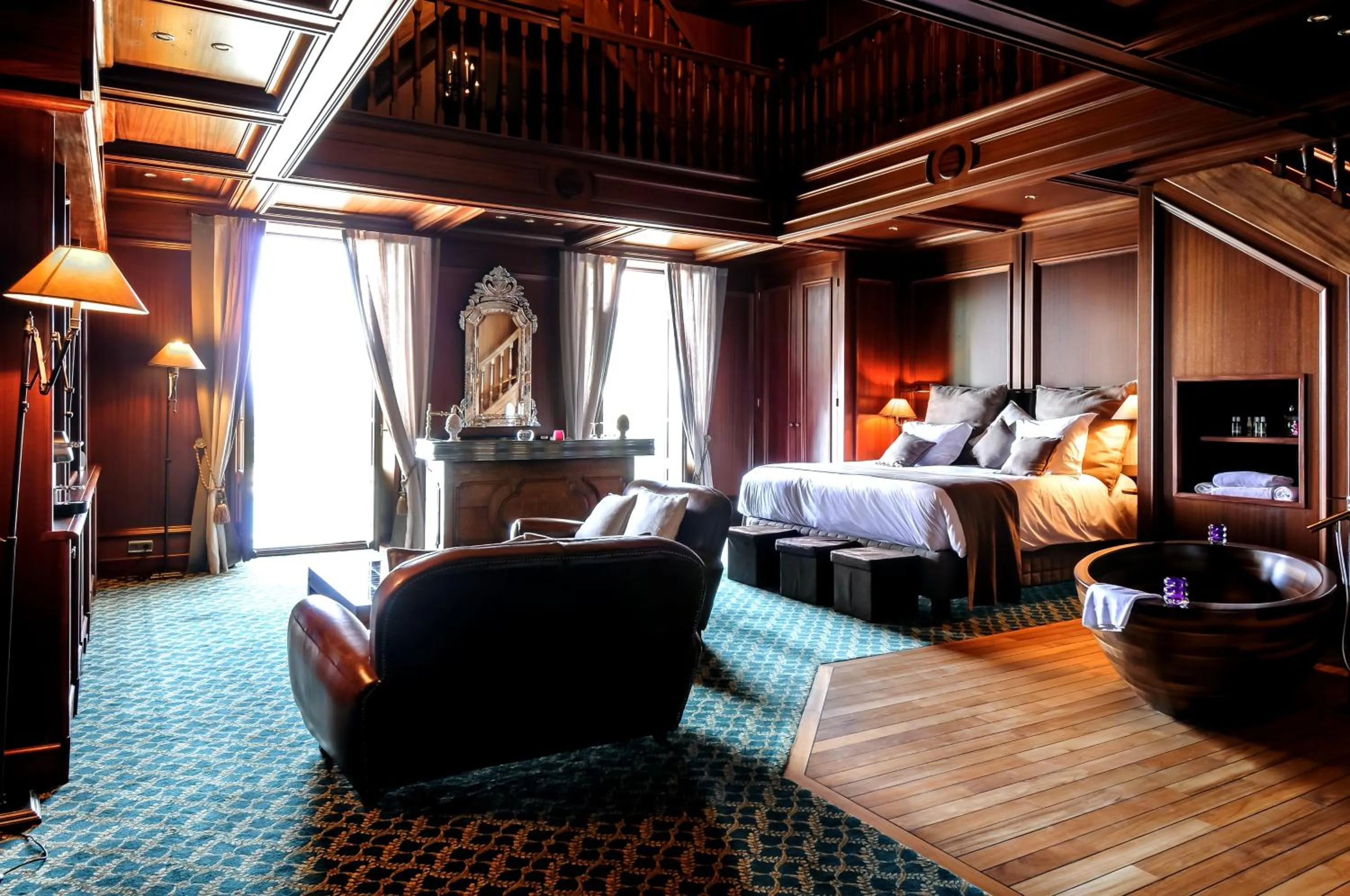 Bathroom, Bed in Le Palace De Menthon