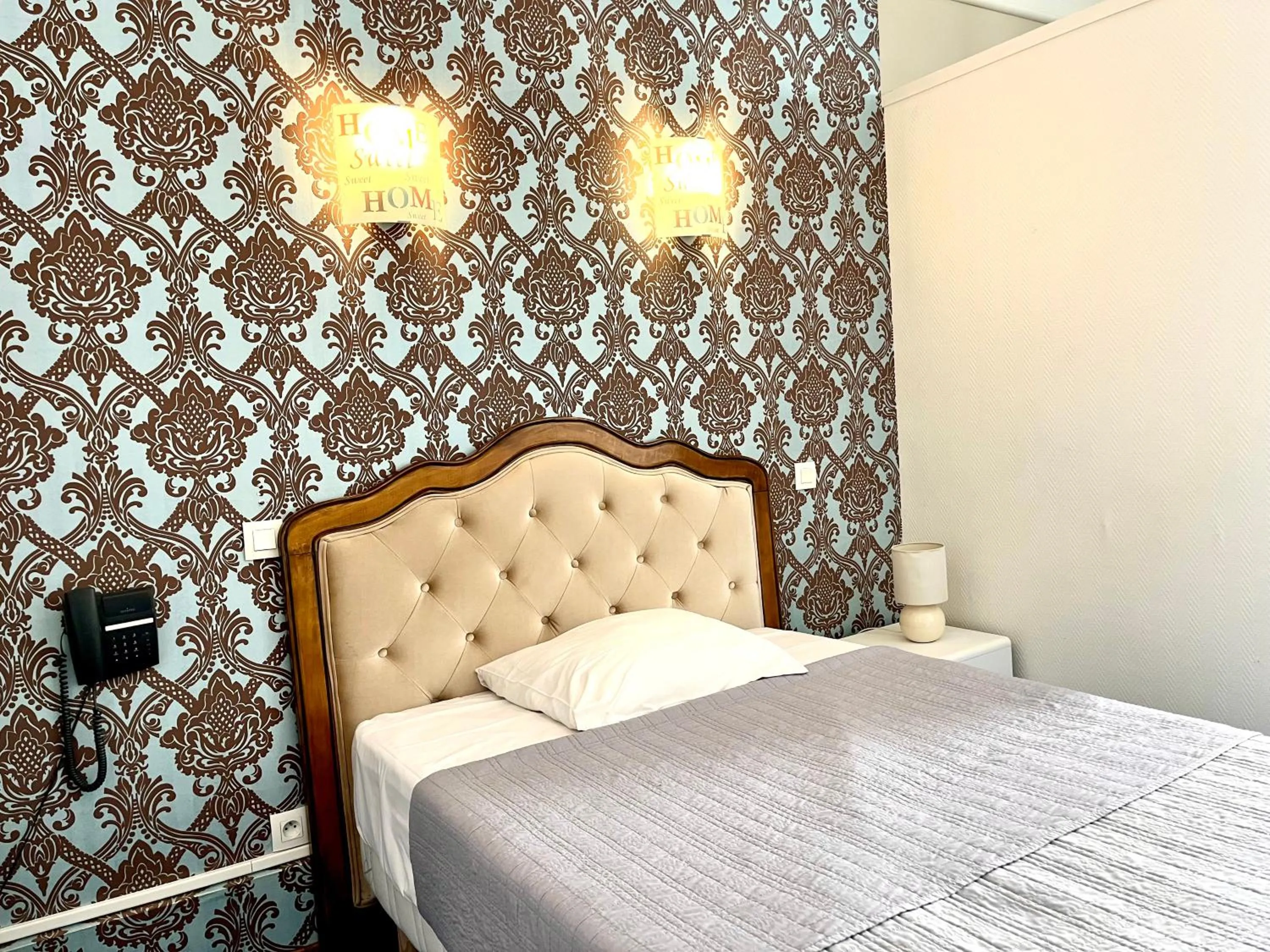 Bed in Le National Sète Centre Gare,Ascenseur