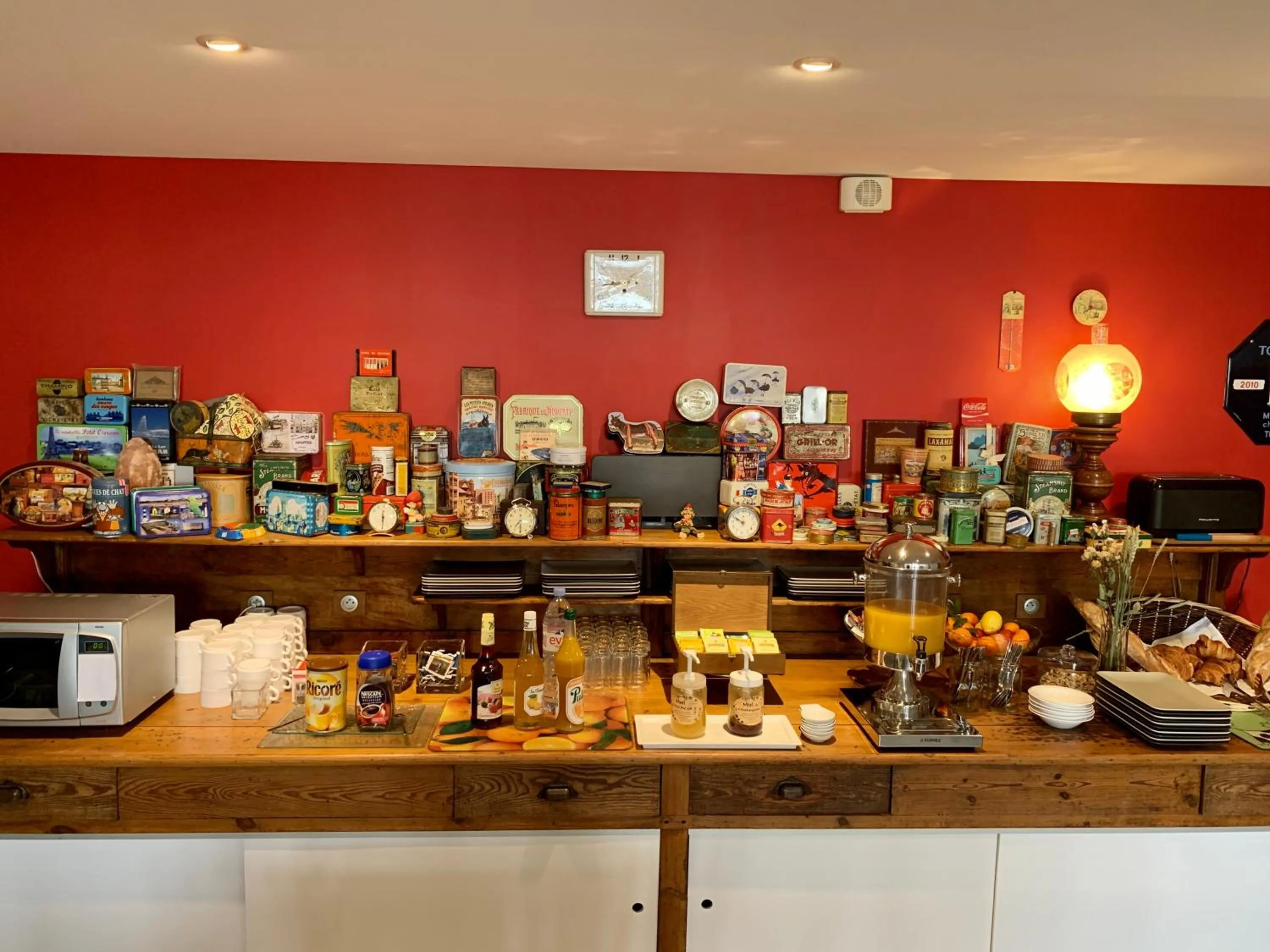 Coffee/tea facilities in Le National Sète Centre Gare,Ascenseur