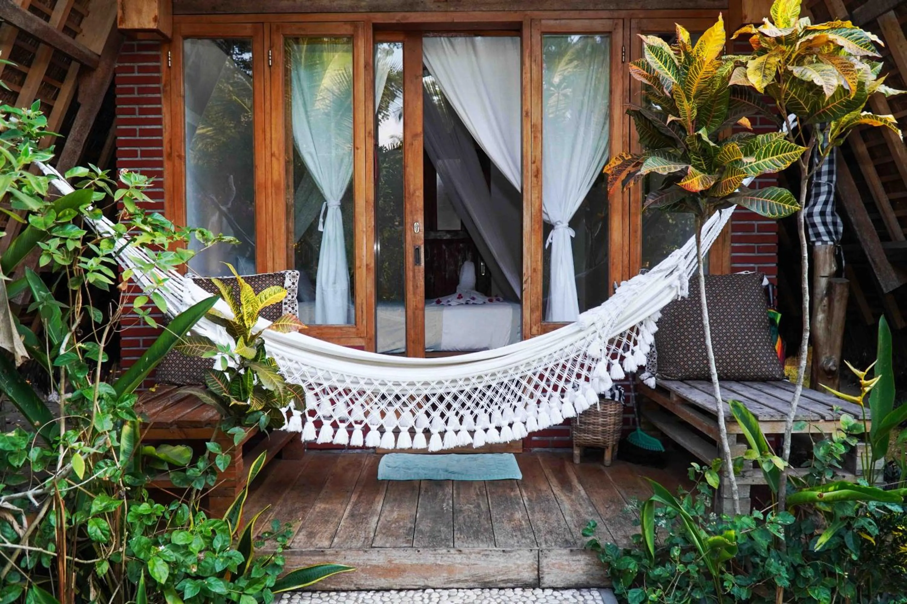 Seating area in Lagoona Beach Bungalows - Eco Bungalows Batukaras