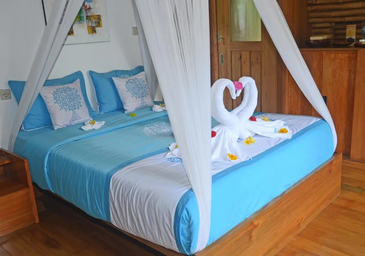 Bedroom, Bed in Lagoona Beach Bungalows - Eco Bungalows Batukaras