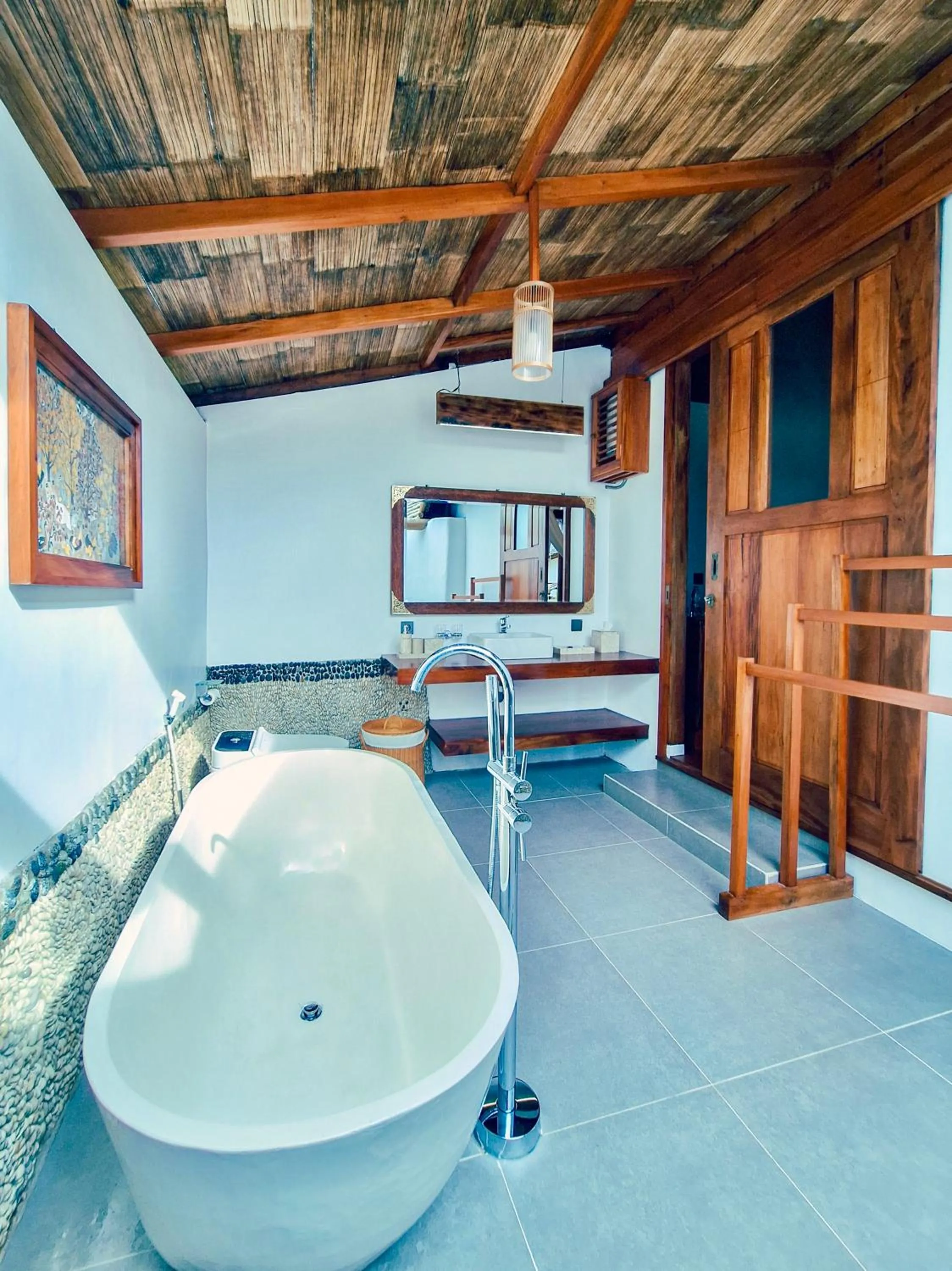 Bathroom in Lagoona Beach Bungalows - Eco Bungalows Batukaras