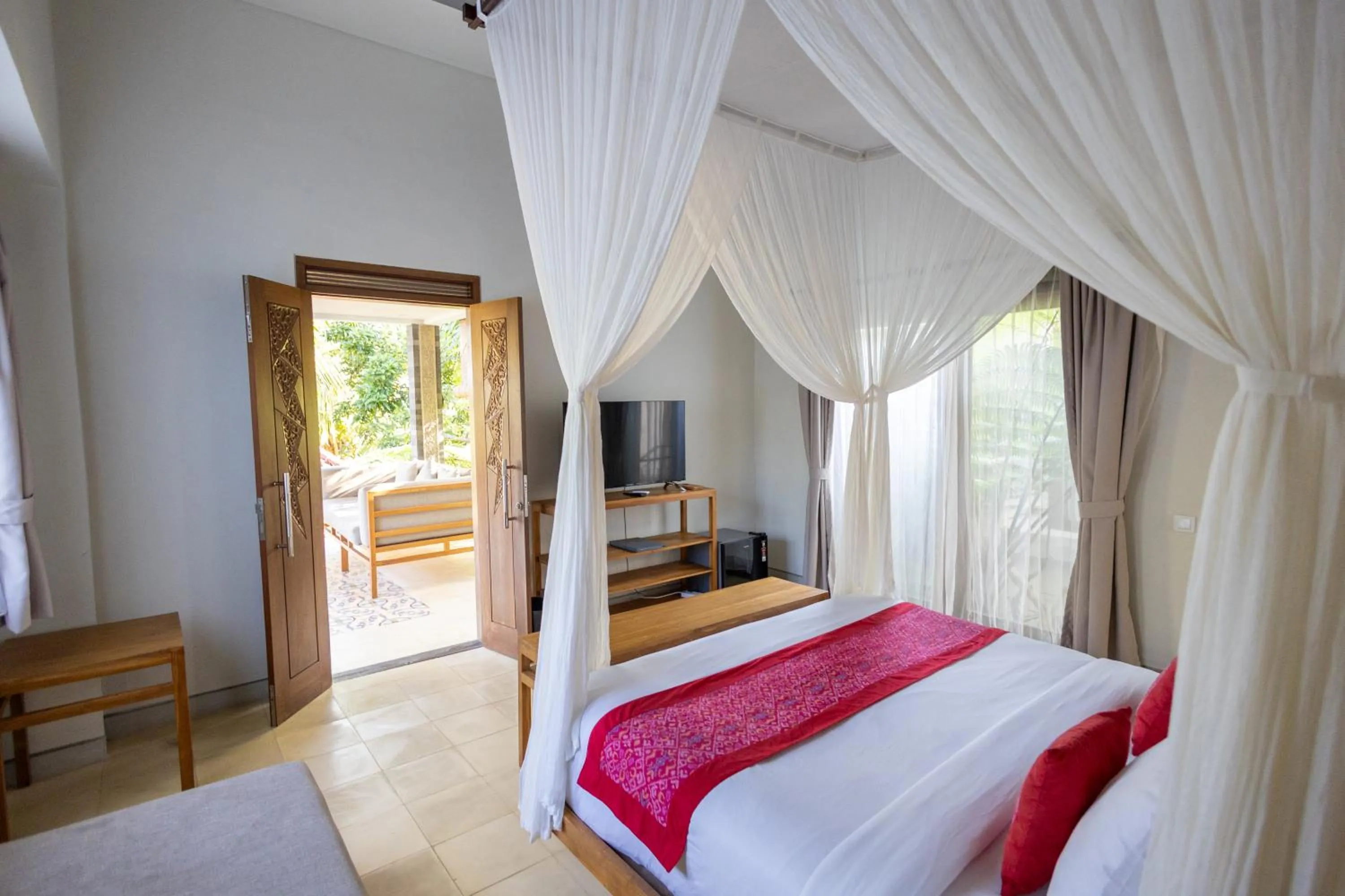 Bed in Prabhu Ubud Villa