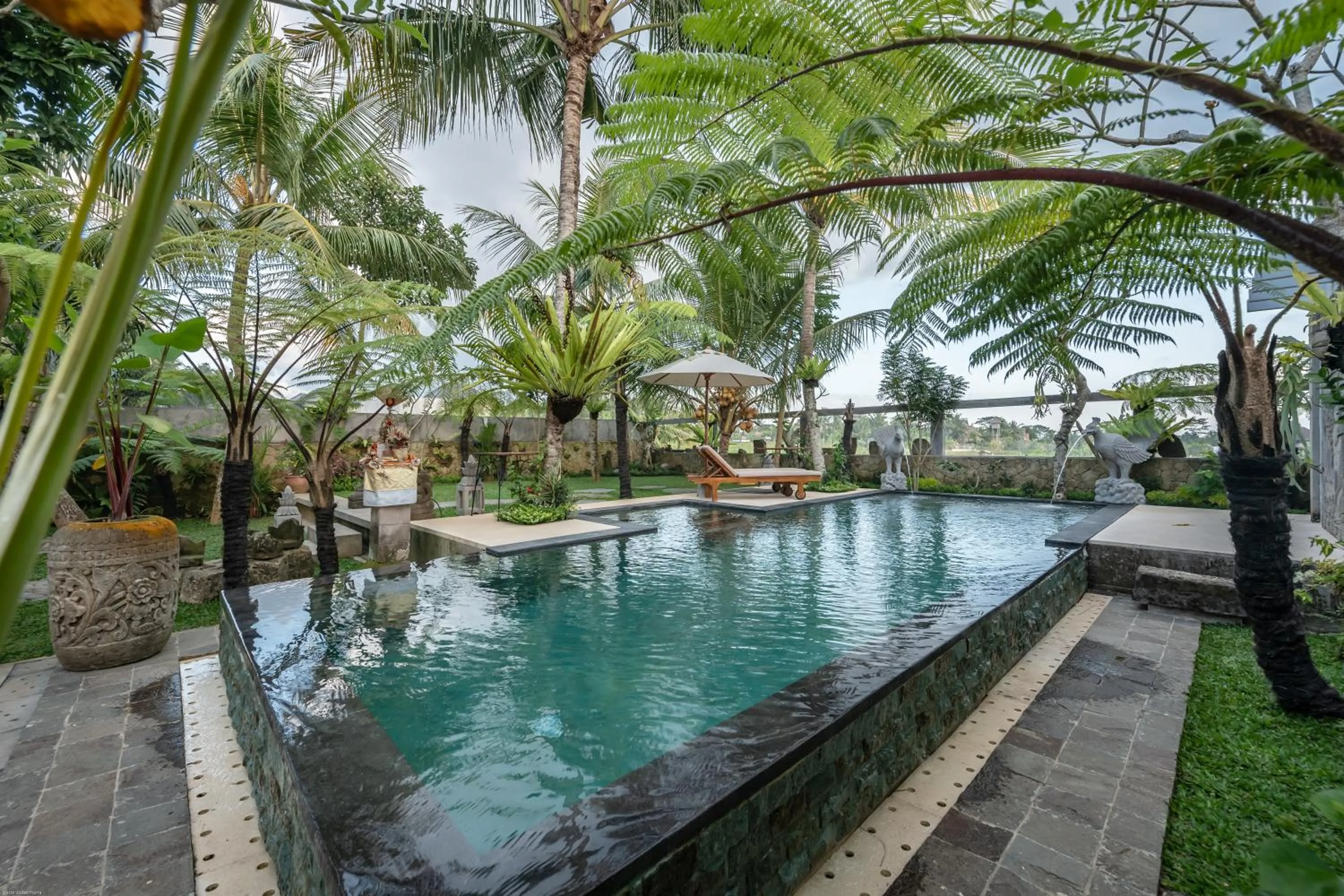 Swimming pool in Prabhu Ubud Villa