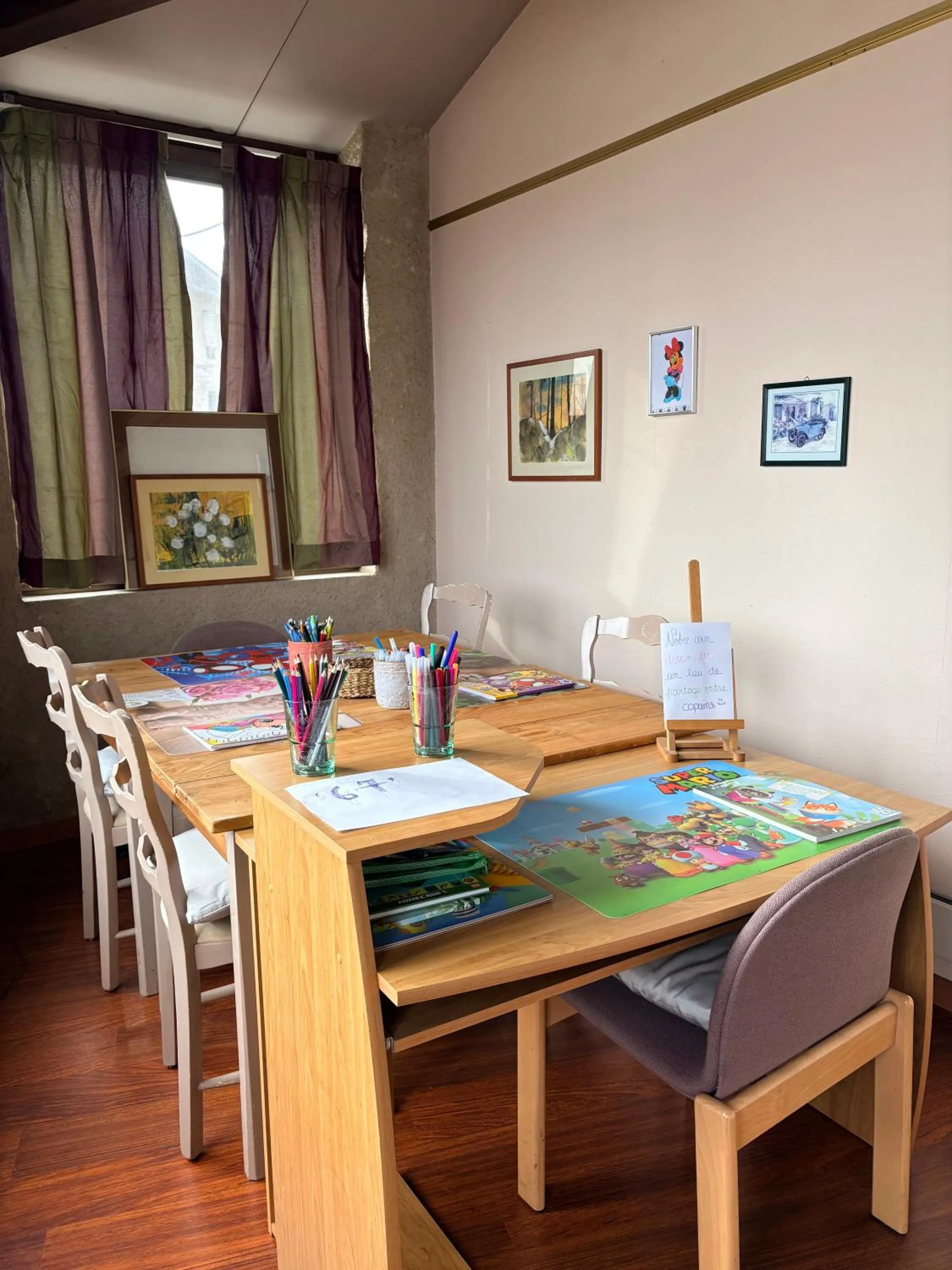 Logis Hôtels - Hôtel et Restaurant Le Lion d'Or