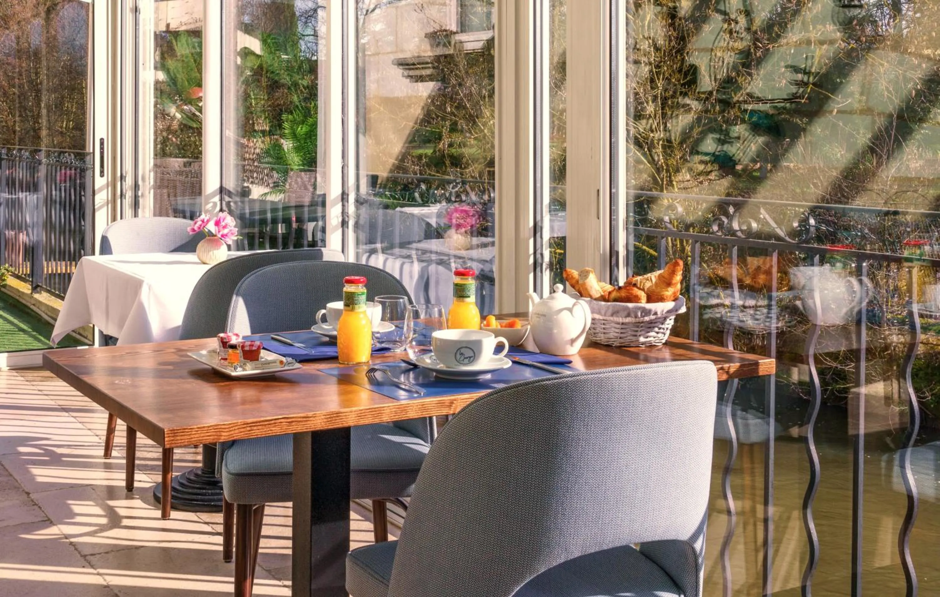 Property building in The Originals Boutique, Hôtel Le George , Loches