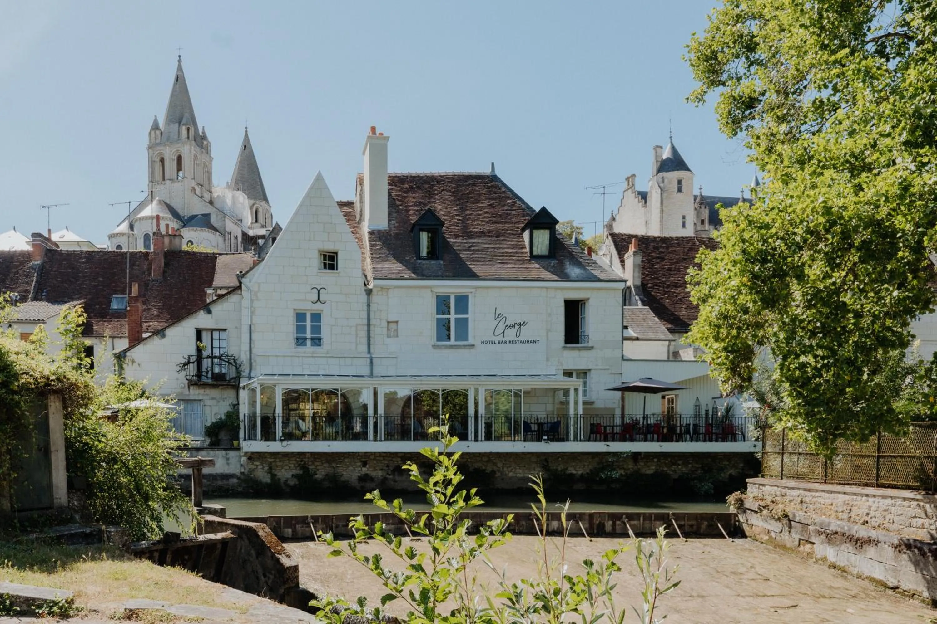 Property building in The Originals Boutique, Hôtel Le George , Loches