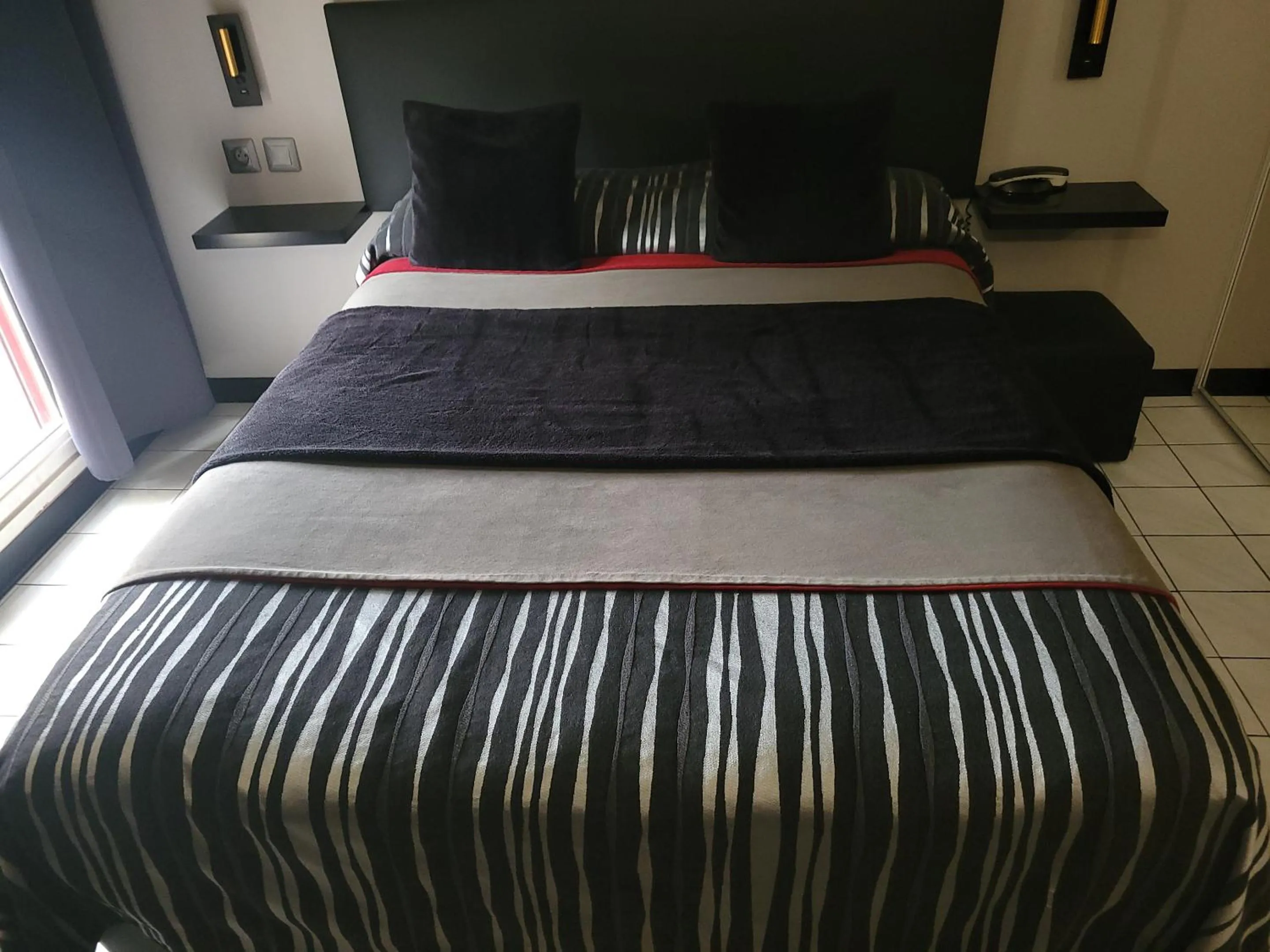 Bedroom, Bed in Le Médicis