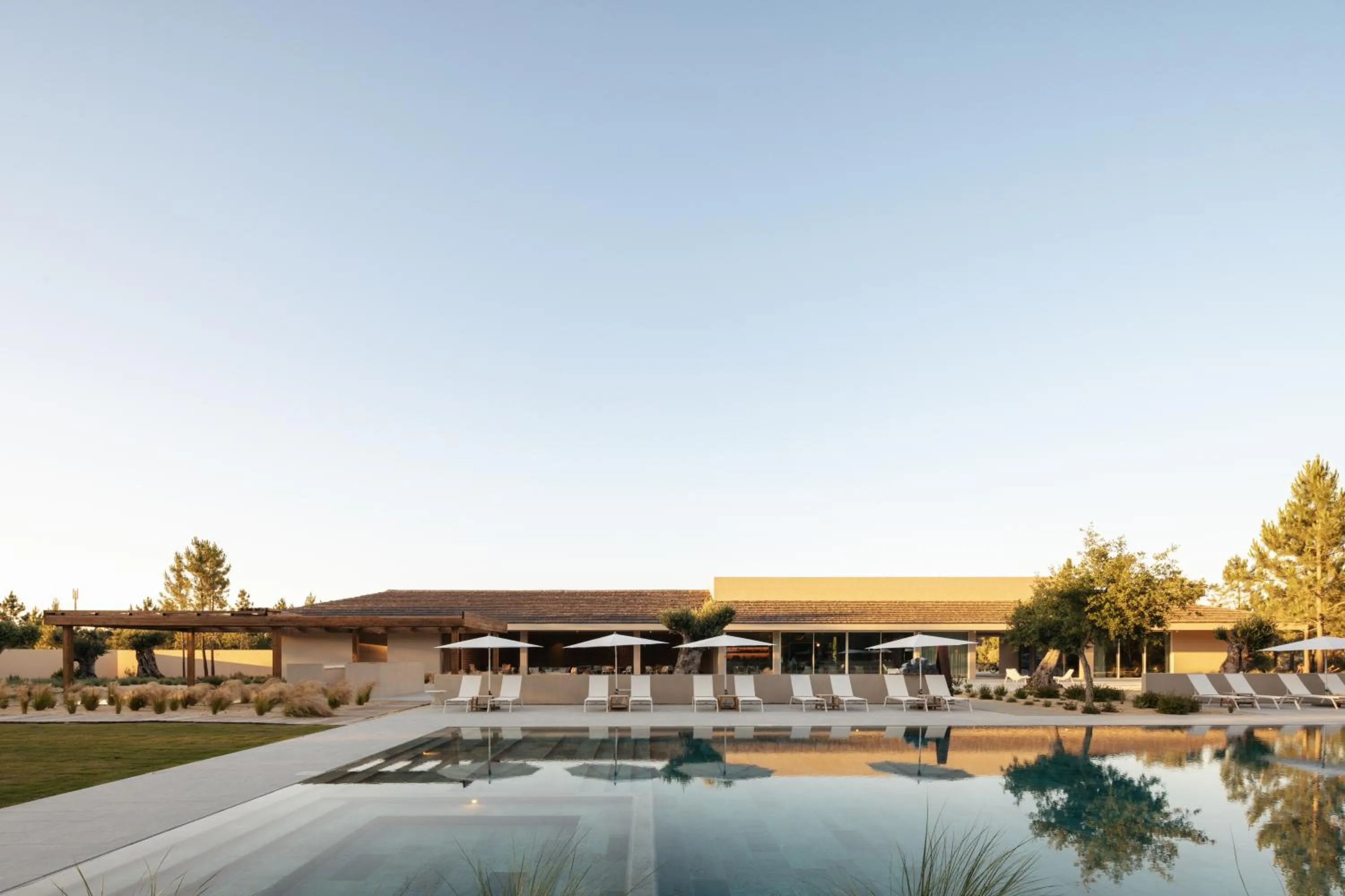 Swimming pool in Spatia Comporta
