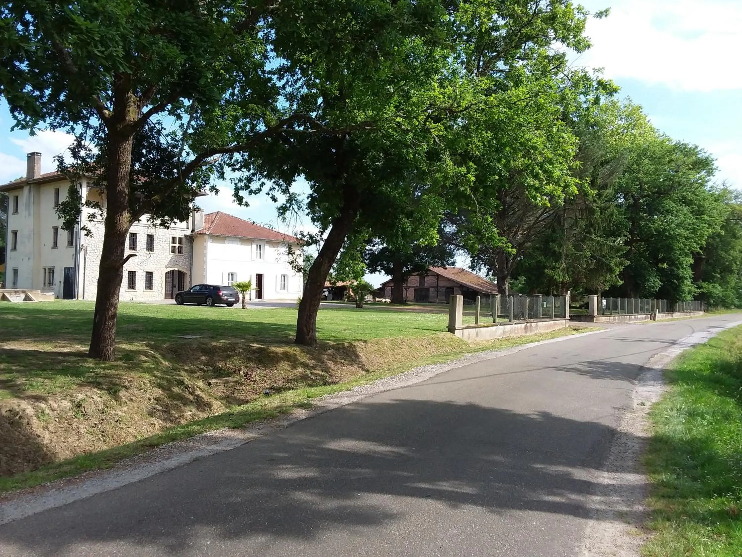 Property building in maison d'hôtes labastide