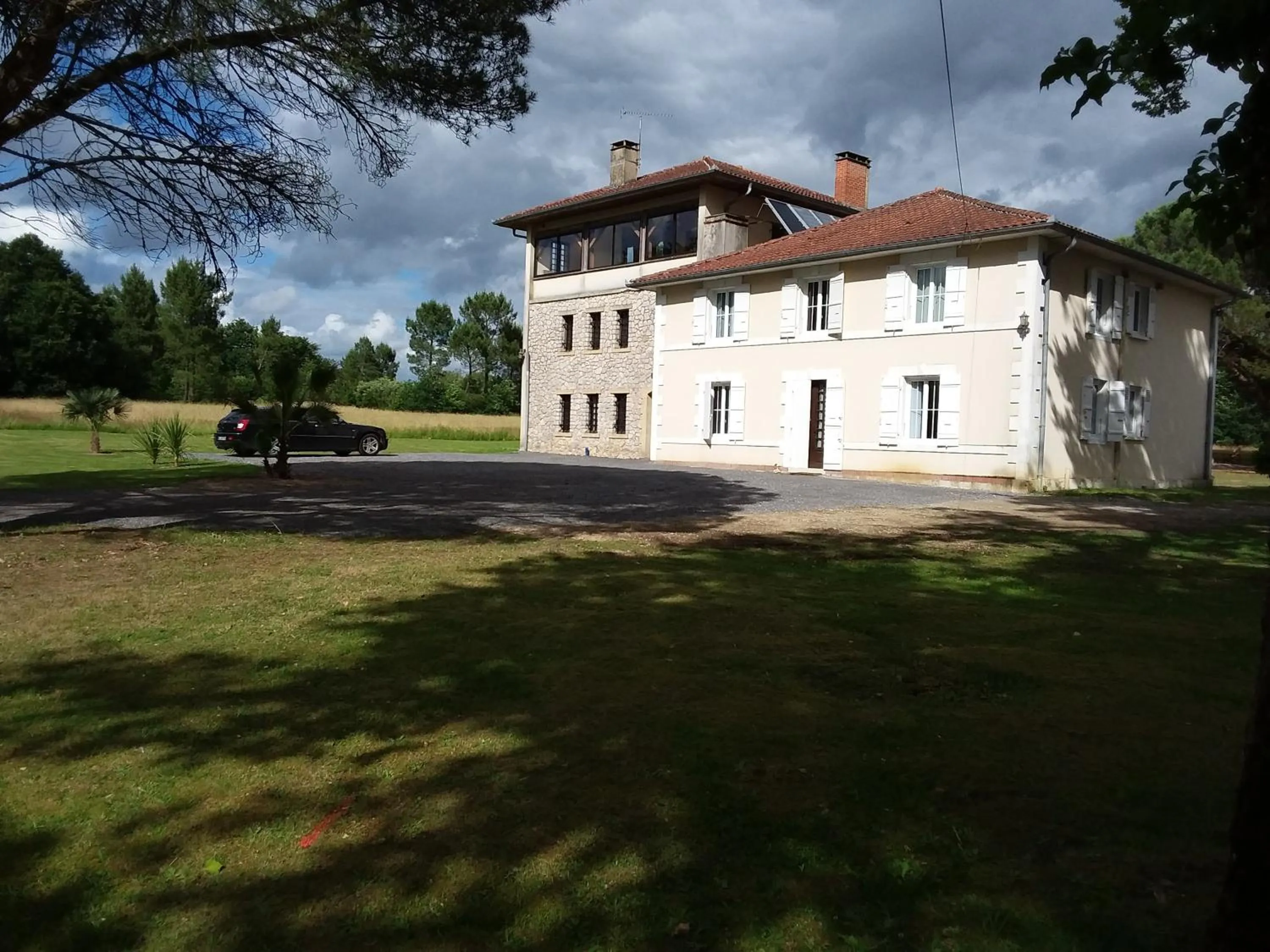 Property building in maison d'hôtes labastide