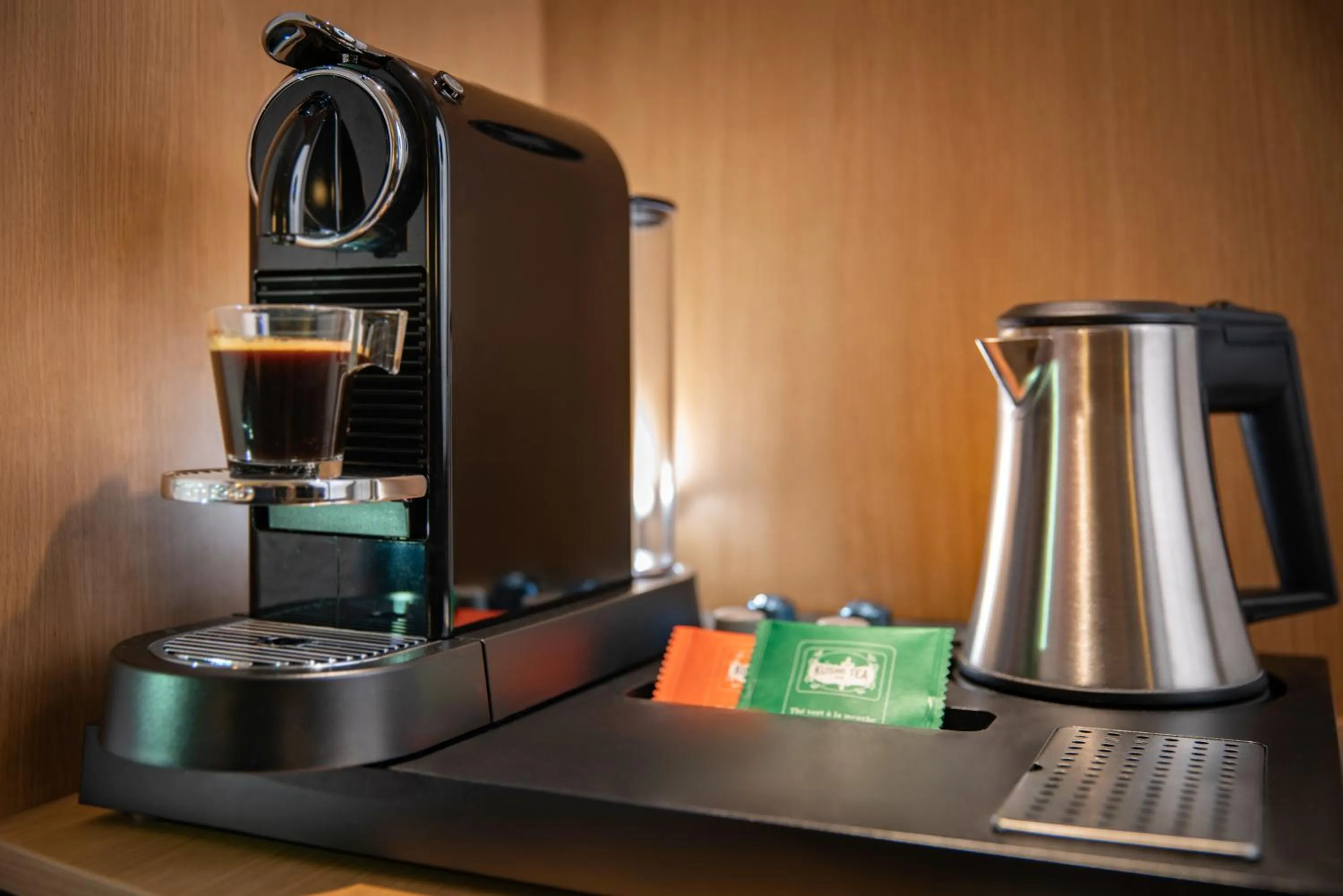 Bedroom in Novotel Paris Est