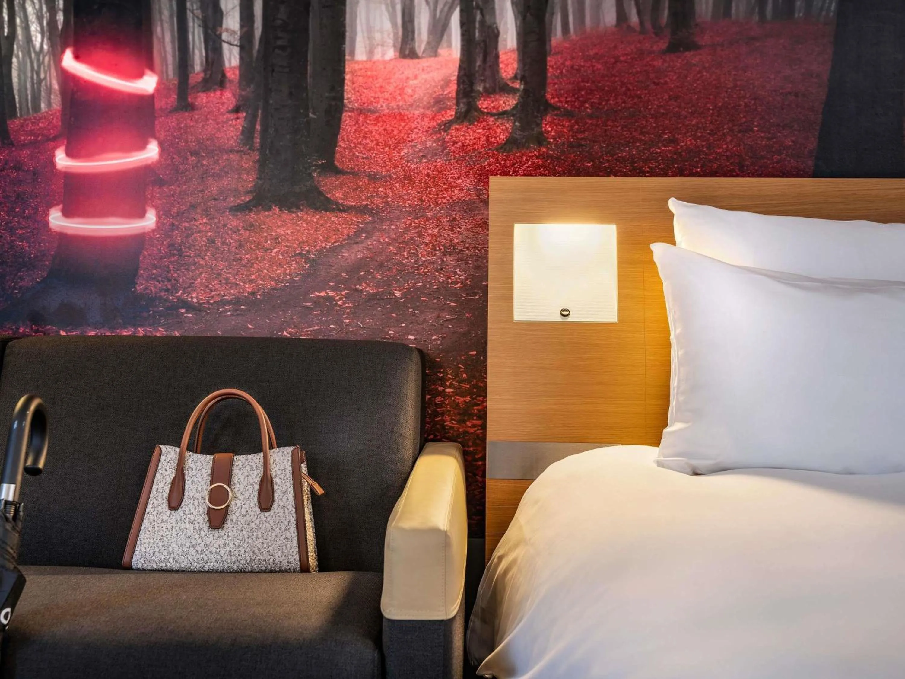 Bedroom, Bed in Novotel Paris Est