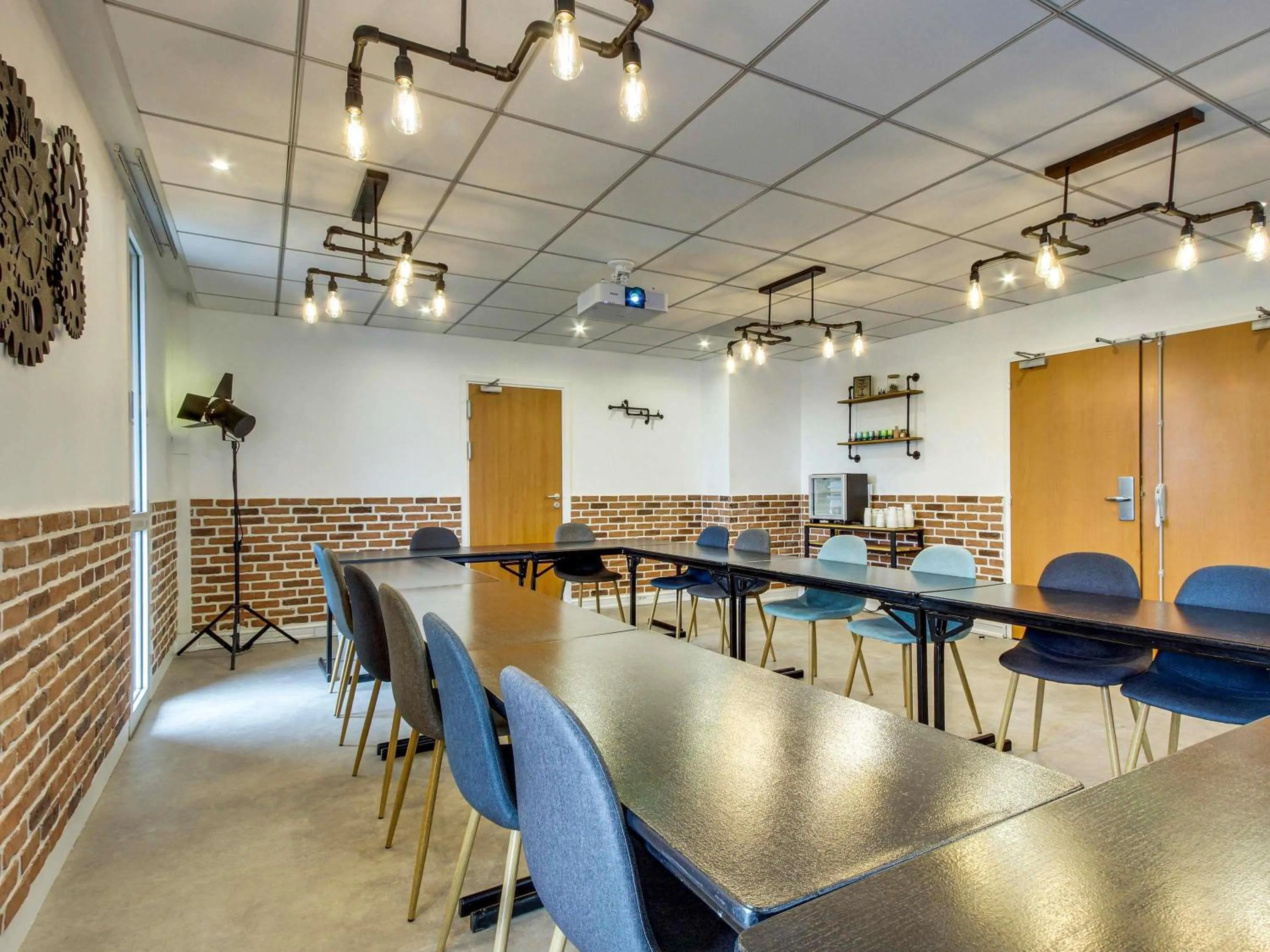 Meeting/conference room in Novotel Paris Est