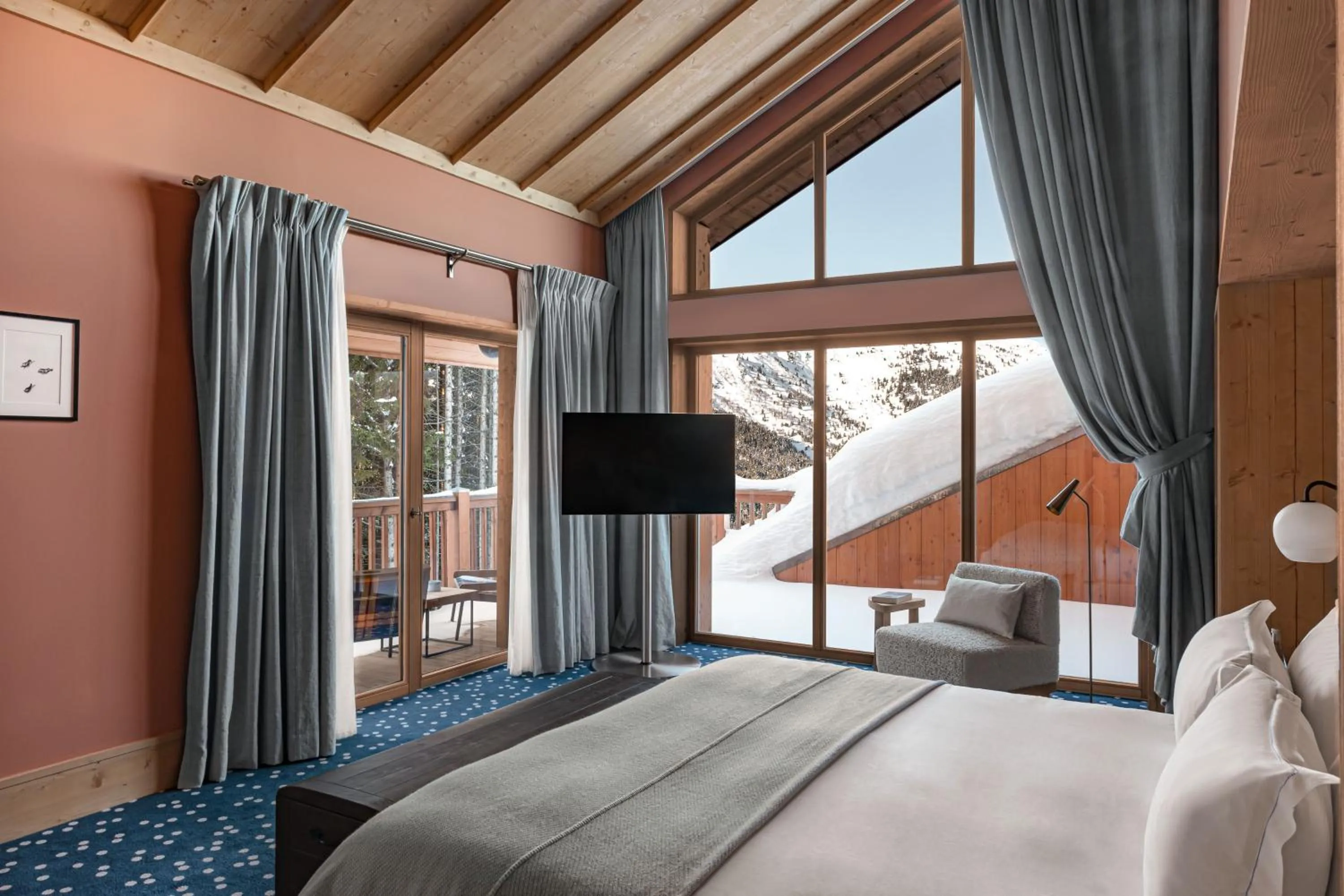 Bed in Hotel Le Coucou Méribel