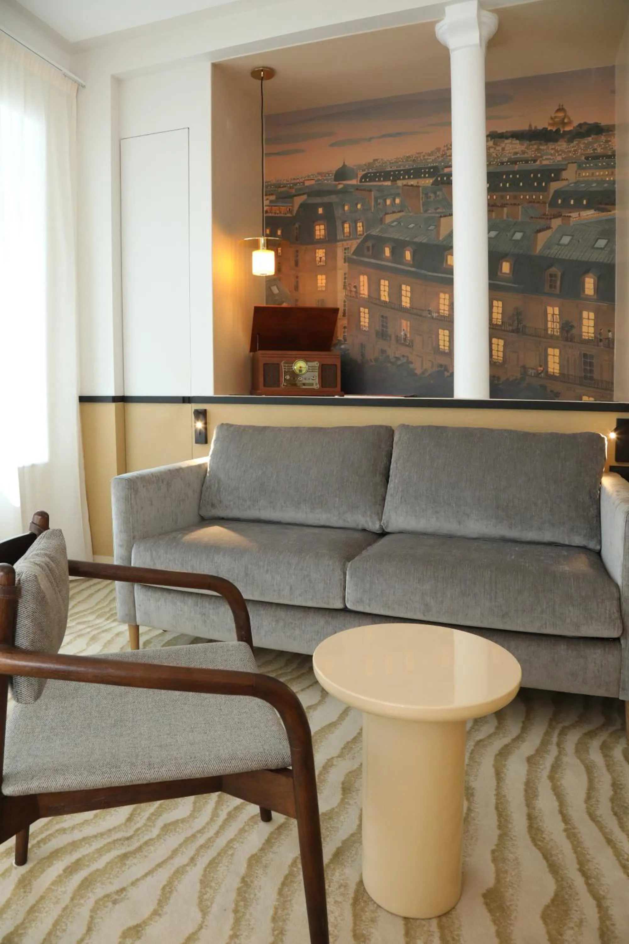 Living room in Five Boutique Hotel Paris Quartier Latin