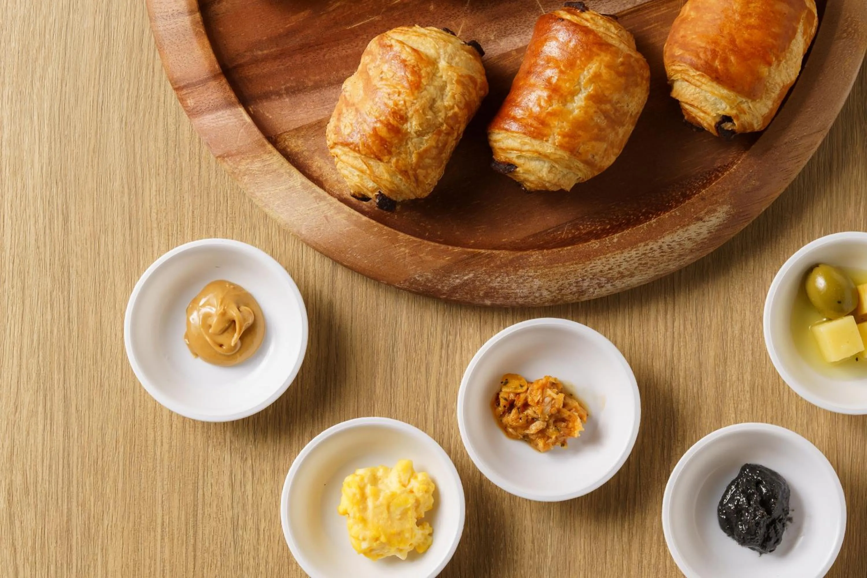 Buffet breakfast in Hotel Vista Osaka Namba