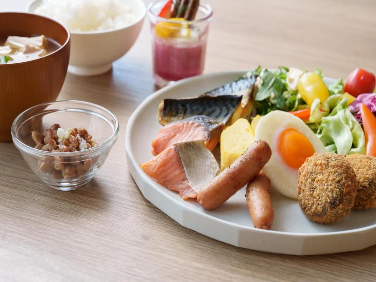 Buffet breakfast in Hotel Vista Osaka Namba