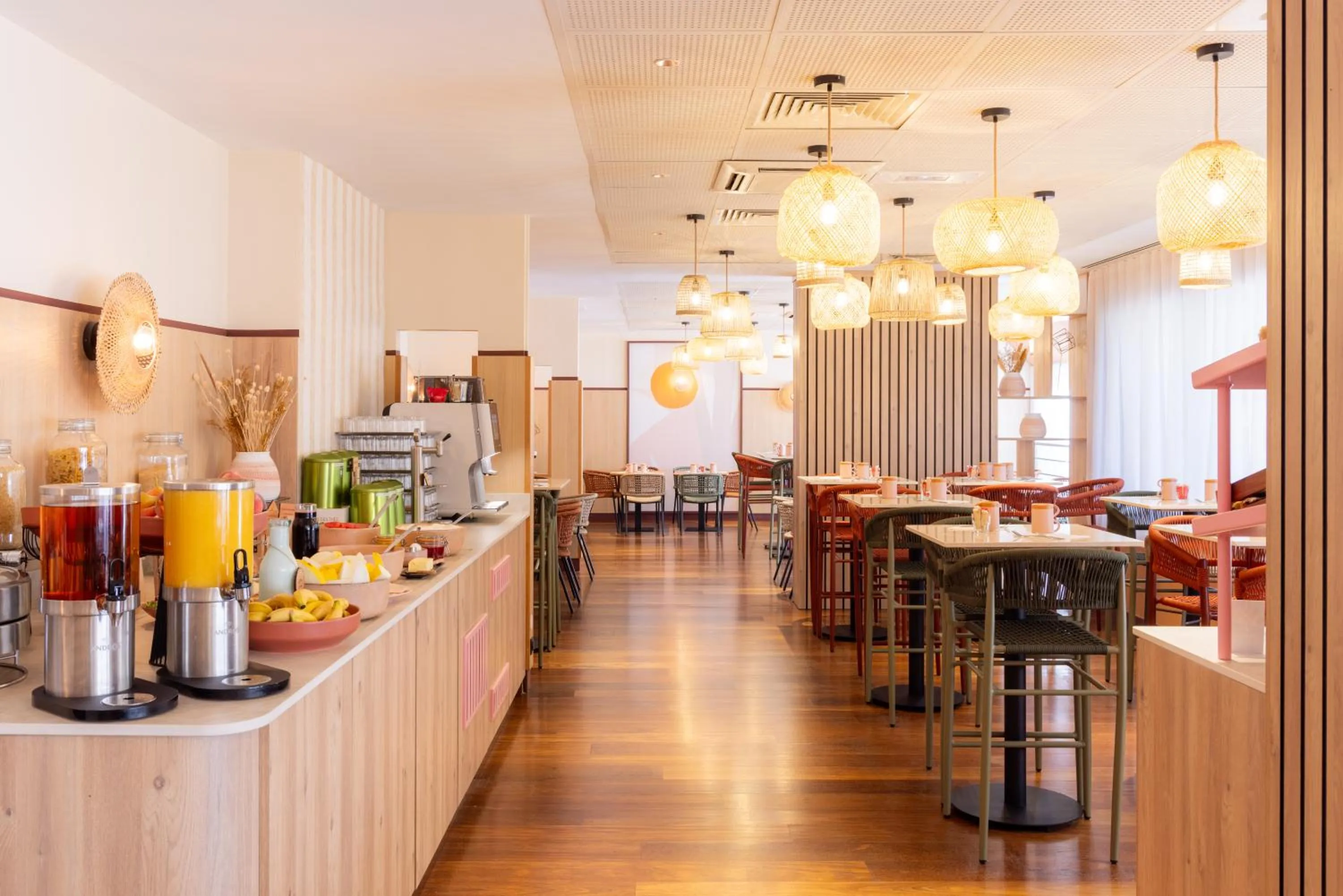 Breakfast in Mercure Nice Centre Notre Dame