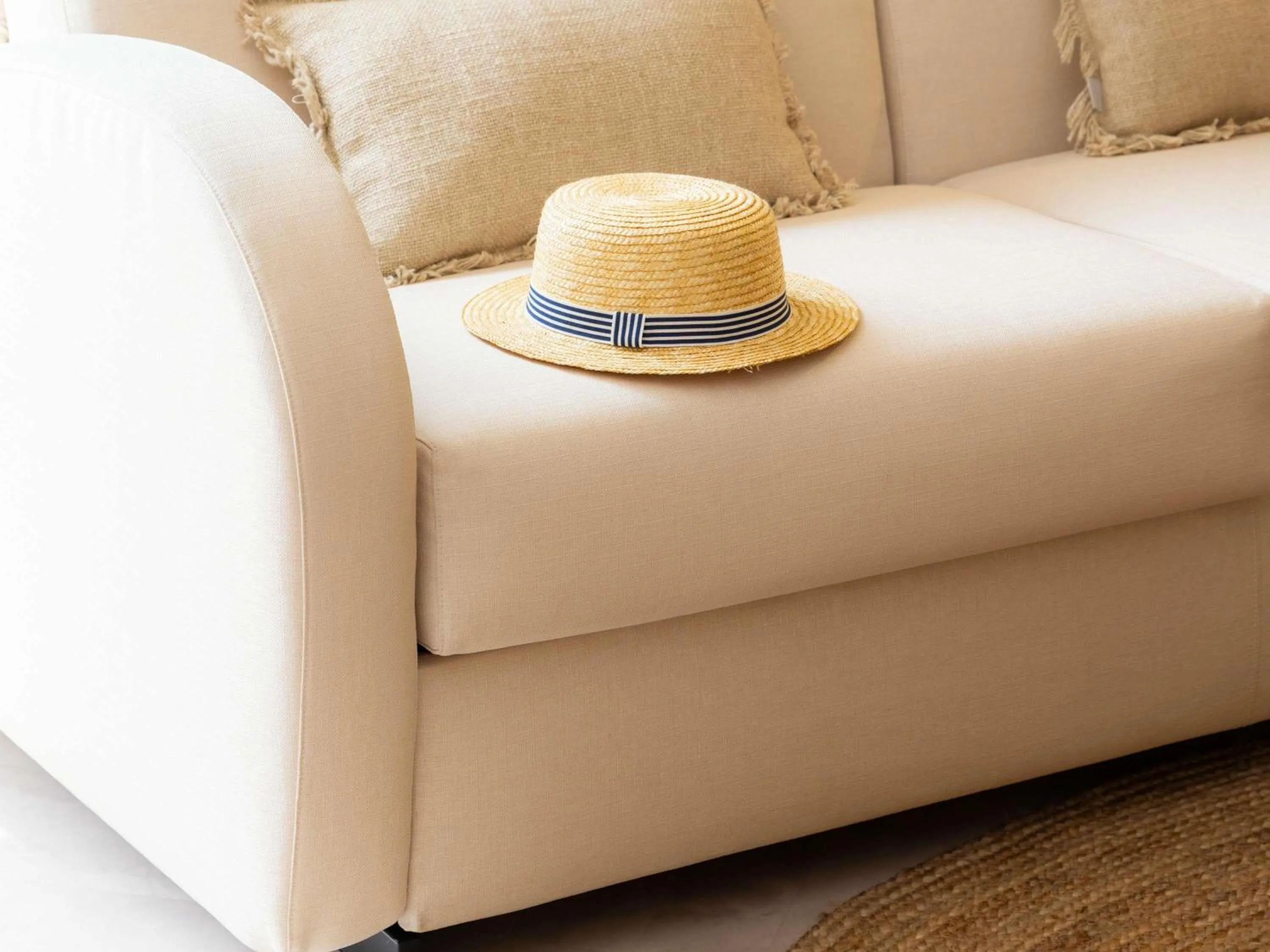 Photo of the whole room in Mercure Nice Centre Notre Dame