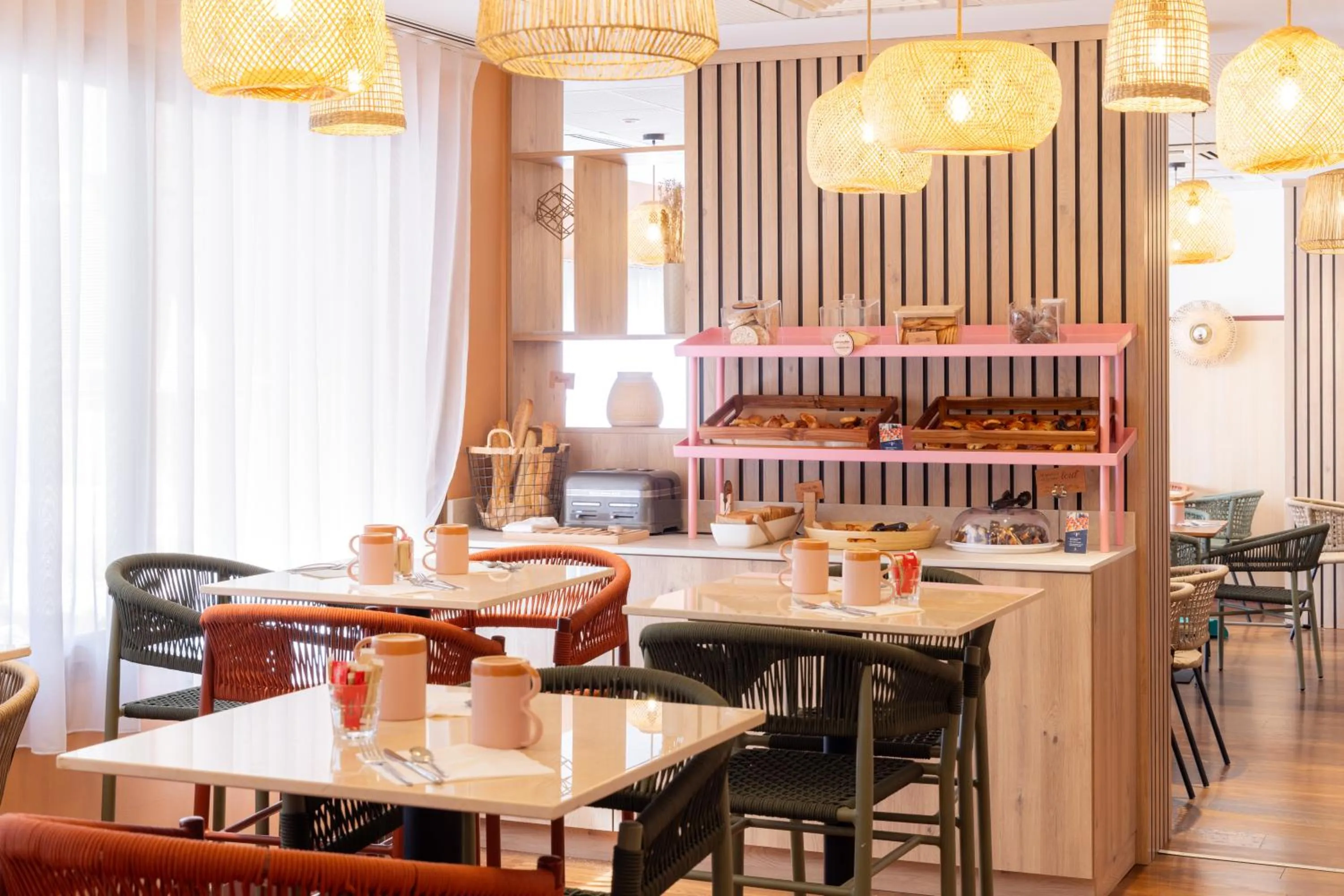 Breakfast in Mercure Nice Centre Notre Dame