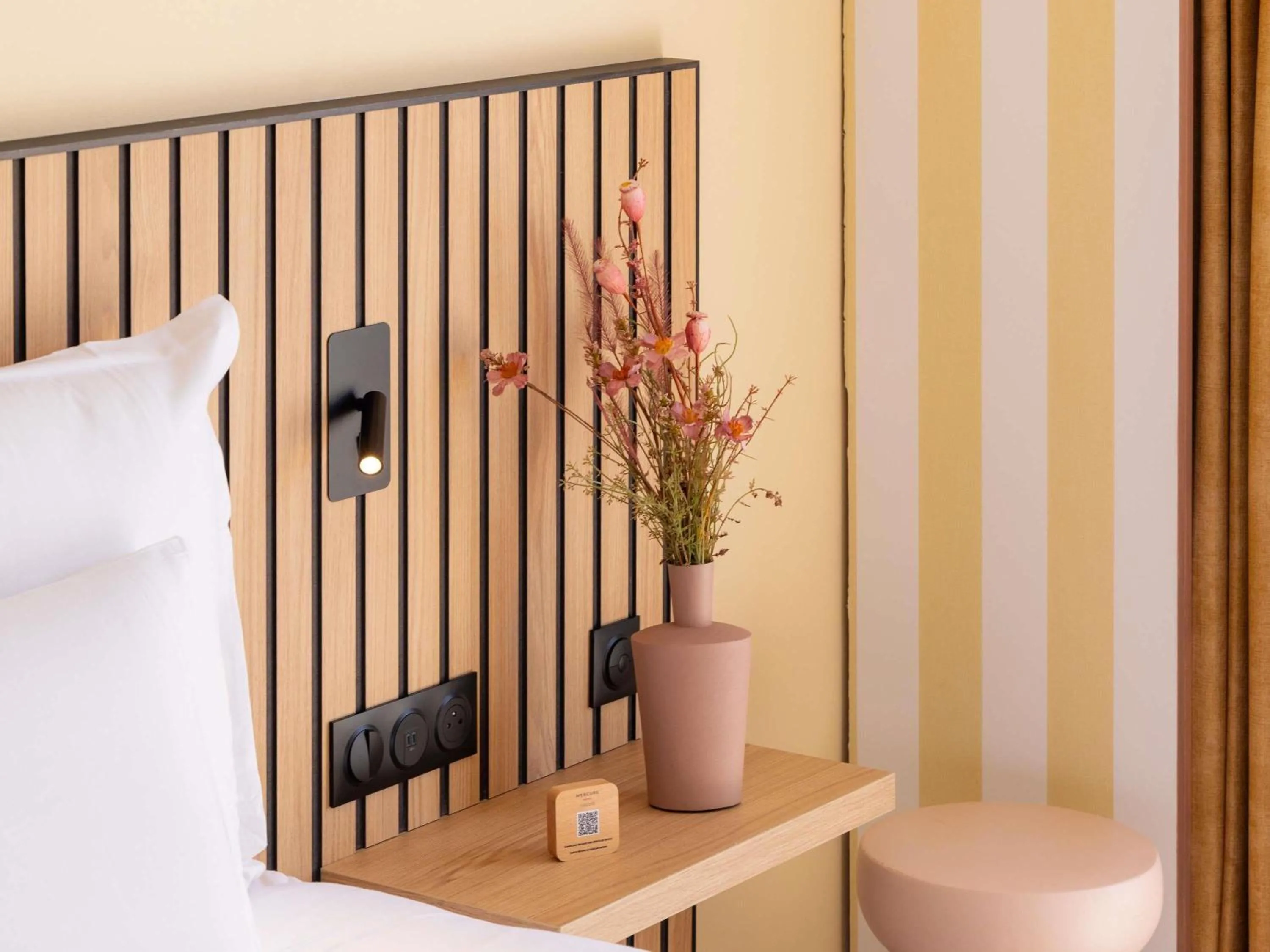 Bedroom, Bed in Mercure Nice Centre Notre Dame