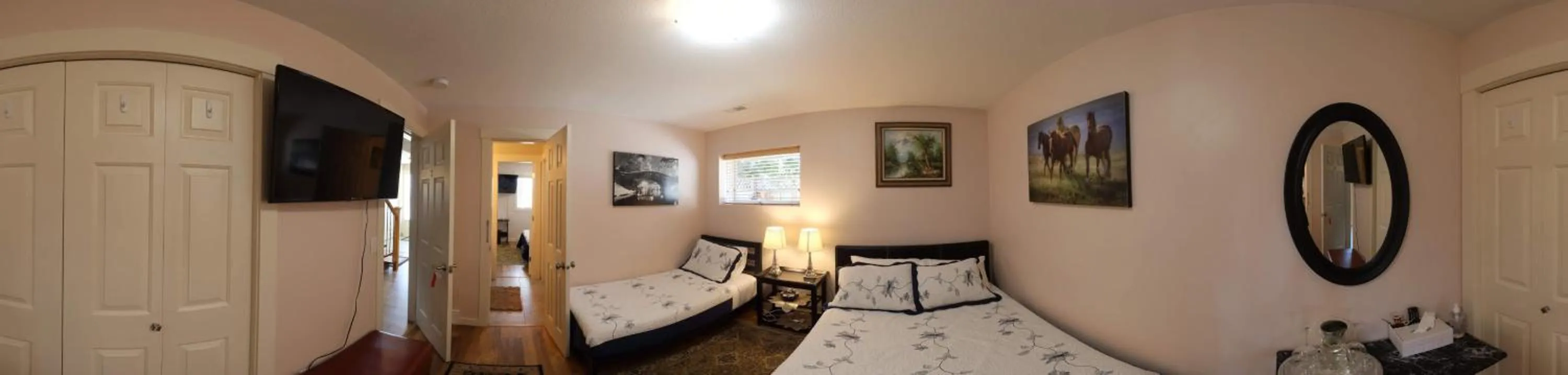 View (from property/room), Bed in Rodee Homestay