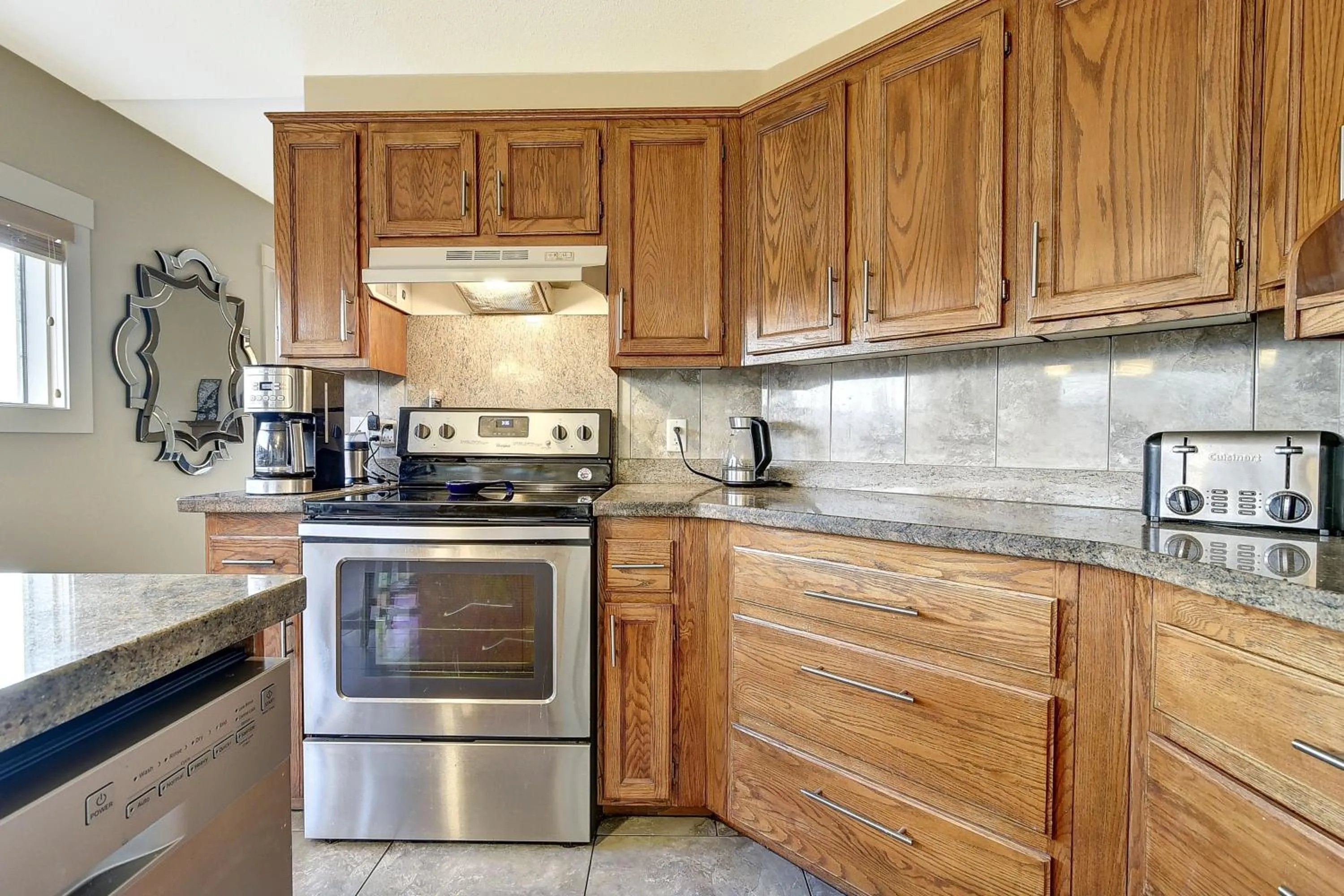 Kitchen or kitchenette in Rodee Homestay