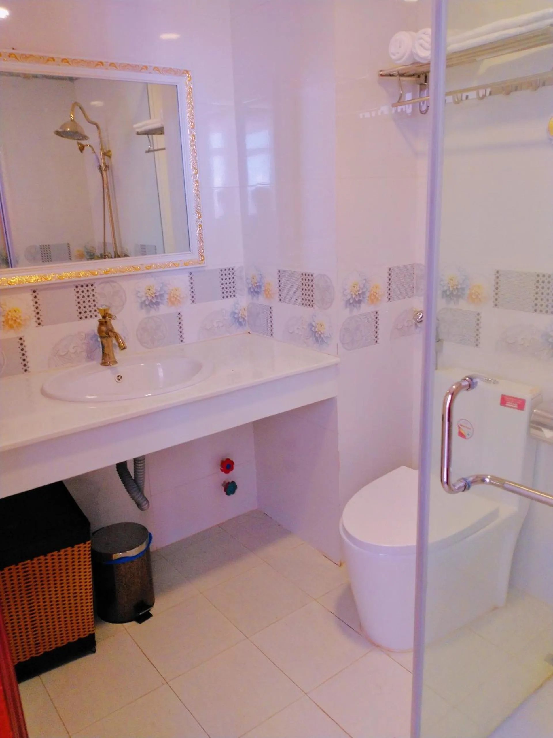 Bathroom in Khách sạn Sunrise Ninh Thuận