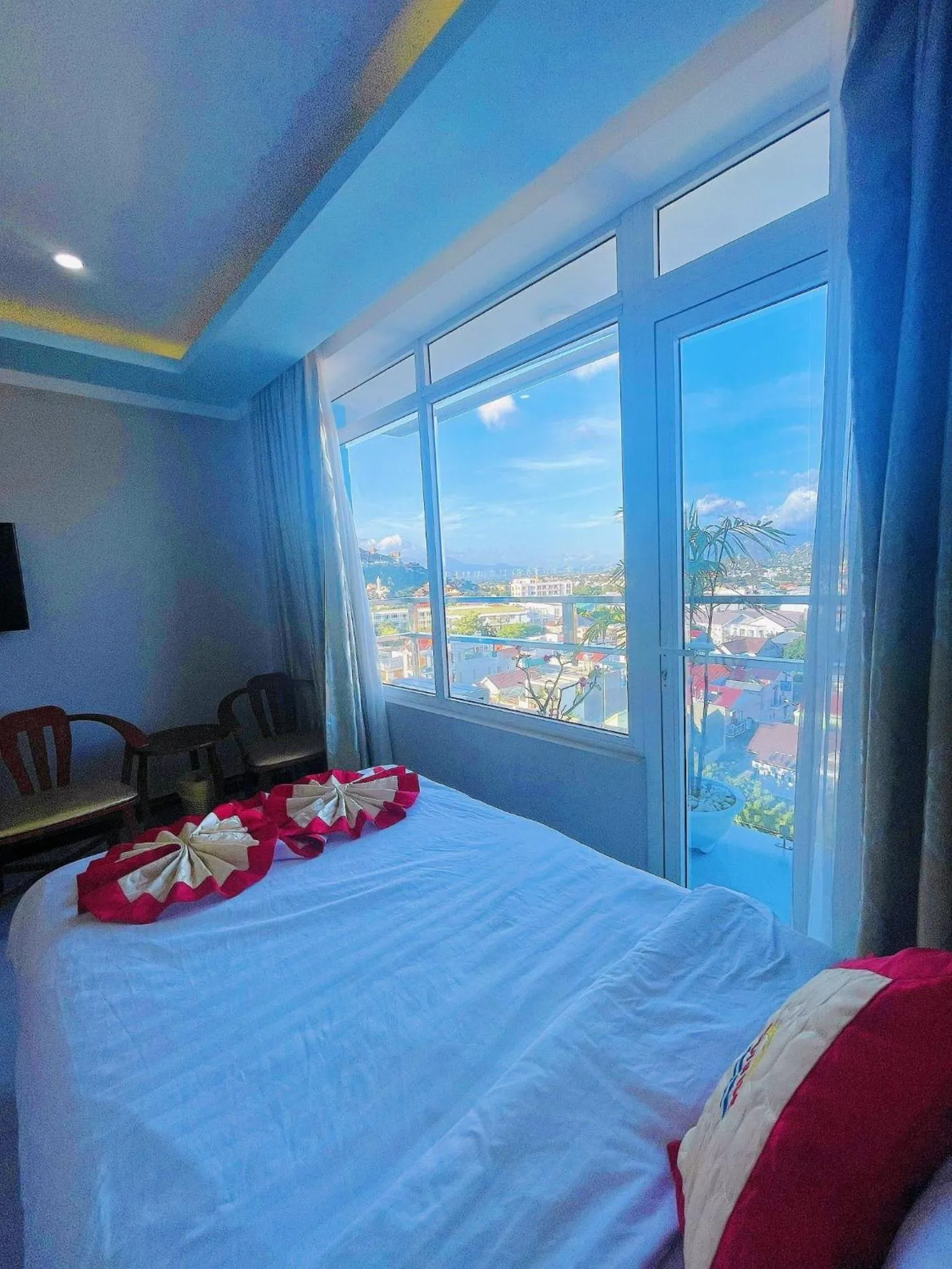 Khách sạn Sunrise Ninh Thuận