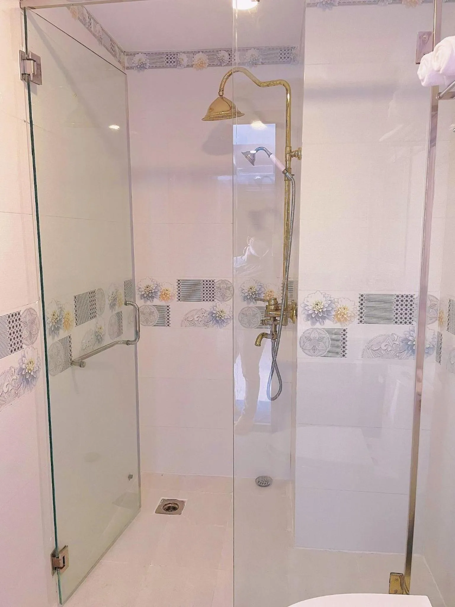 Bathroom in Khách sạn Sunrise Ninh Thuận