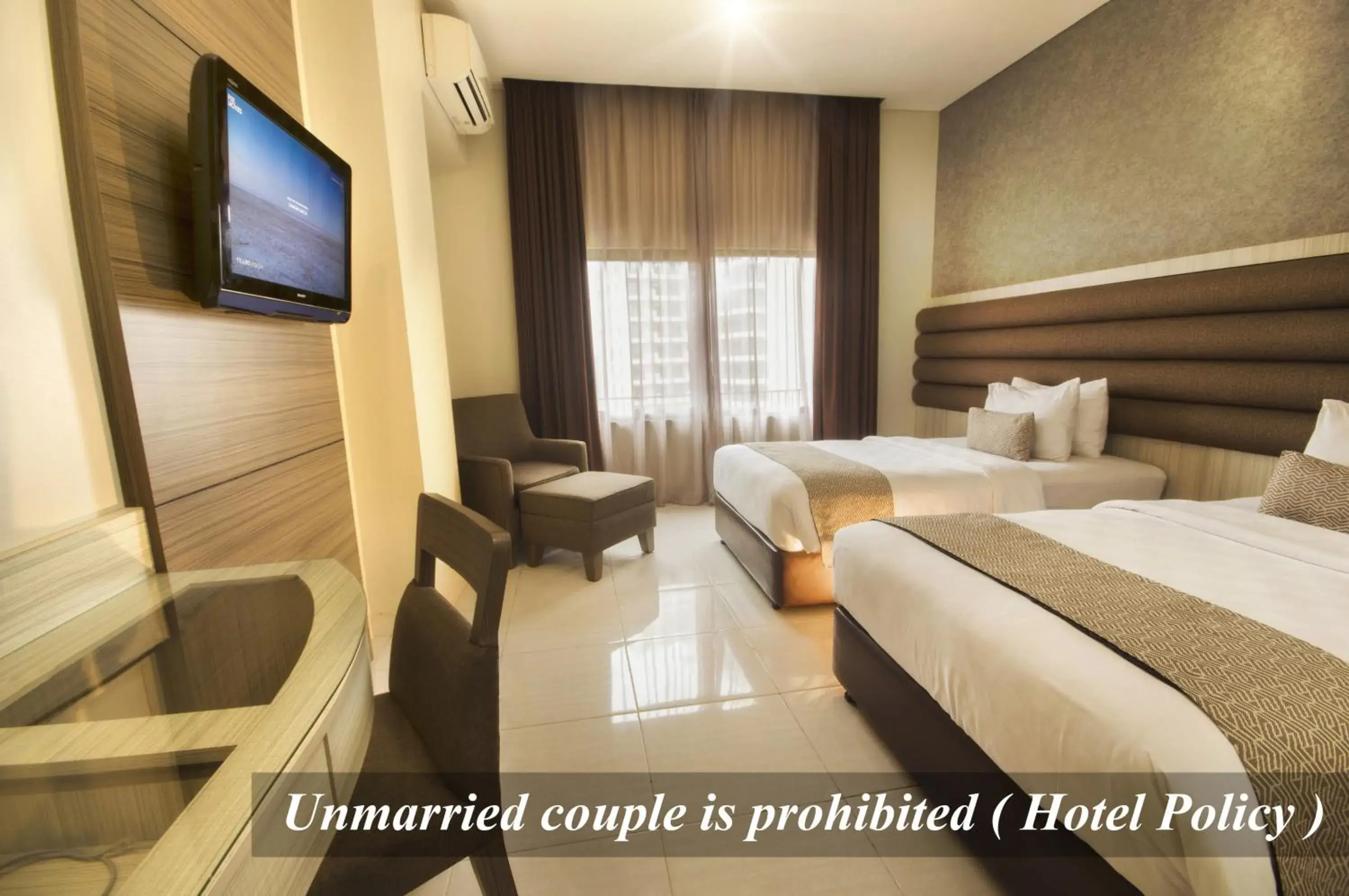 Deluxe Twin Room in Hotel Gren Alia Jakarta Deluxe Twin Room in Hotel Gren Alia Jakarta