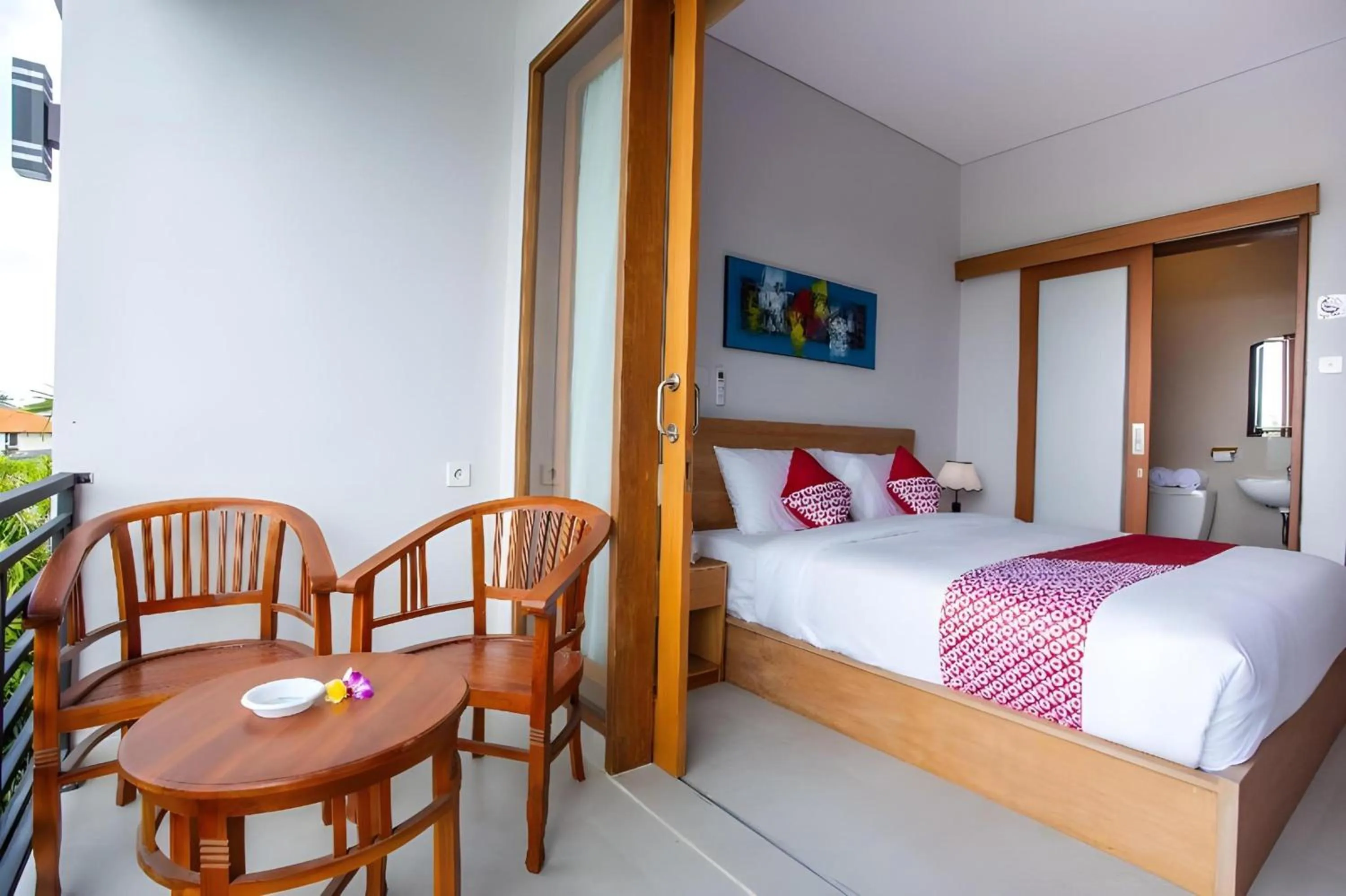 Photo of the whole room, Bed in Hotel O Pondok 789 Near Canggu Echo beach