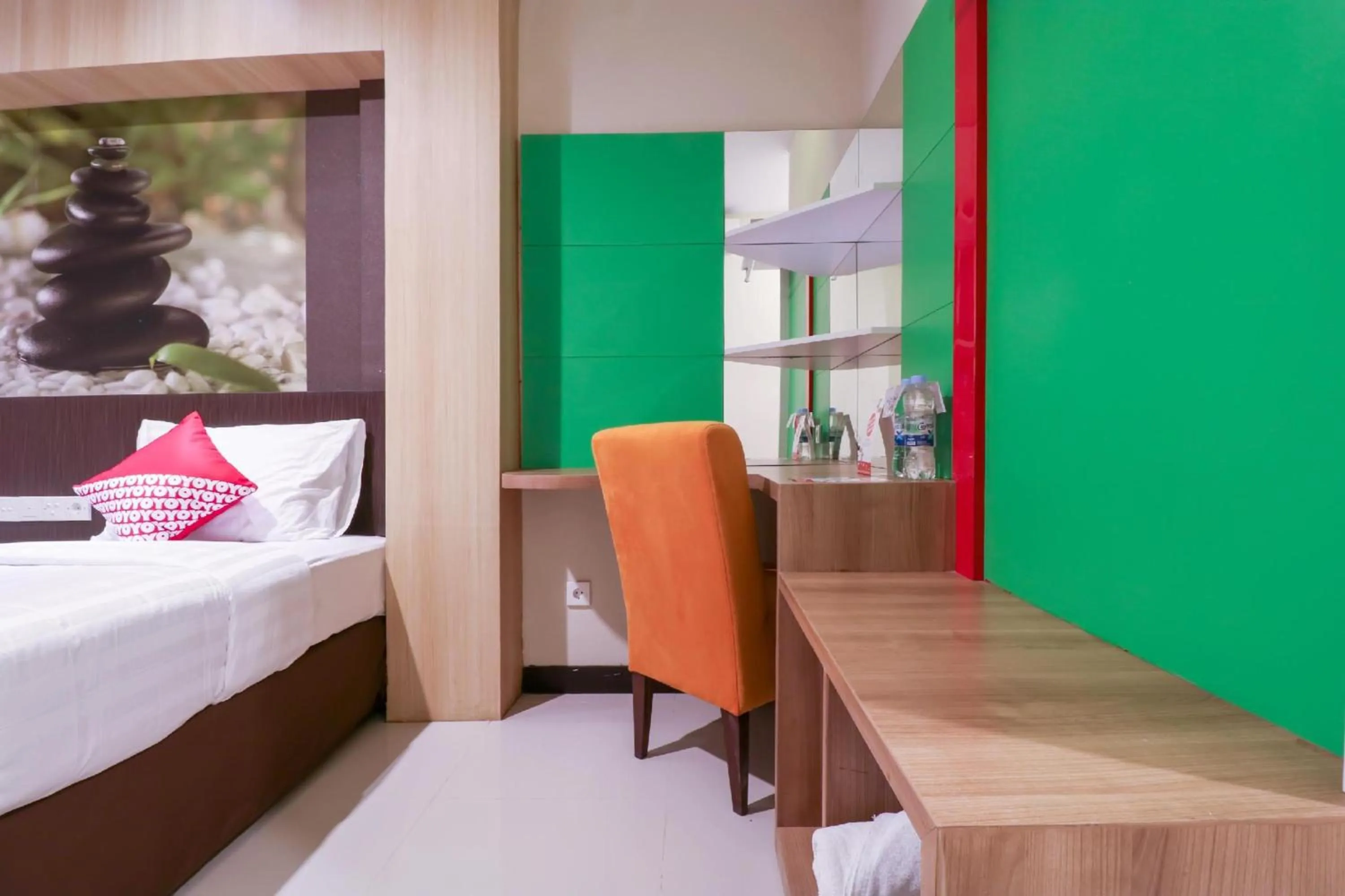 Bed in Hotel O Kuta Near Sunset Road Formerly Balitone Residence