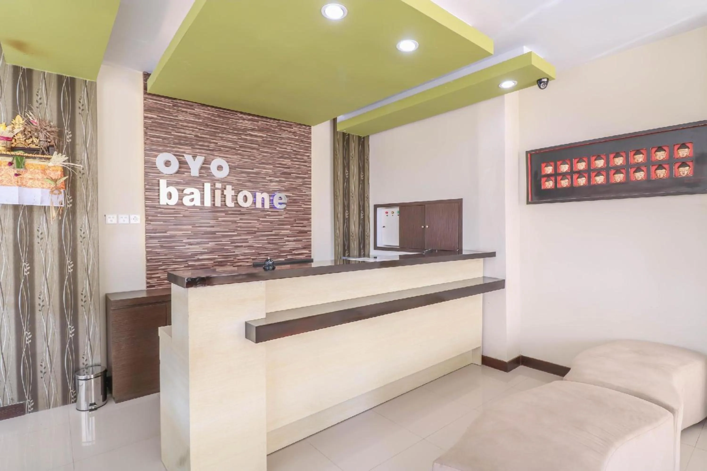 Lobby or reception in Hotel O Kuta Near Sunset Road Formerly Balitone Residence