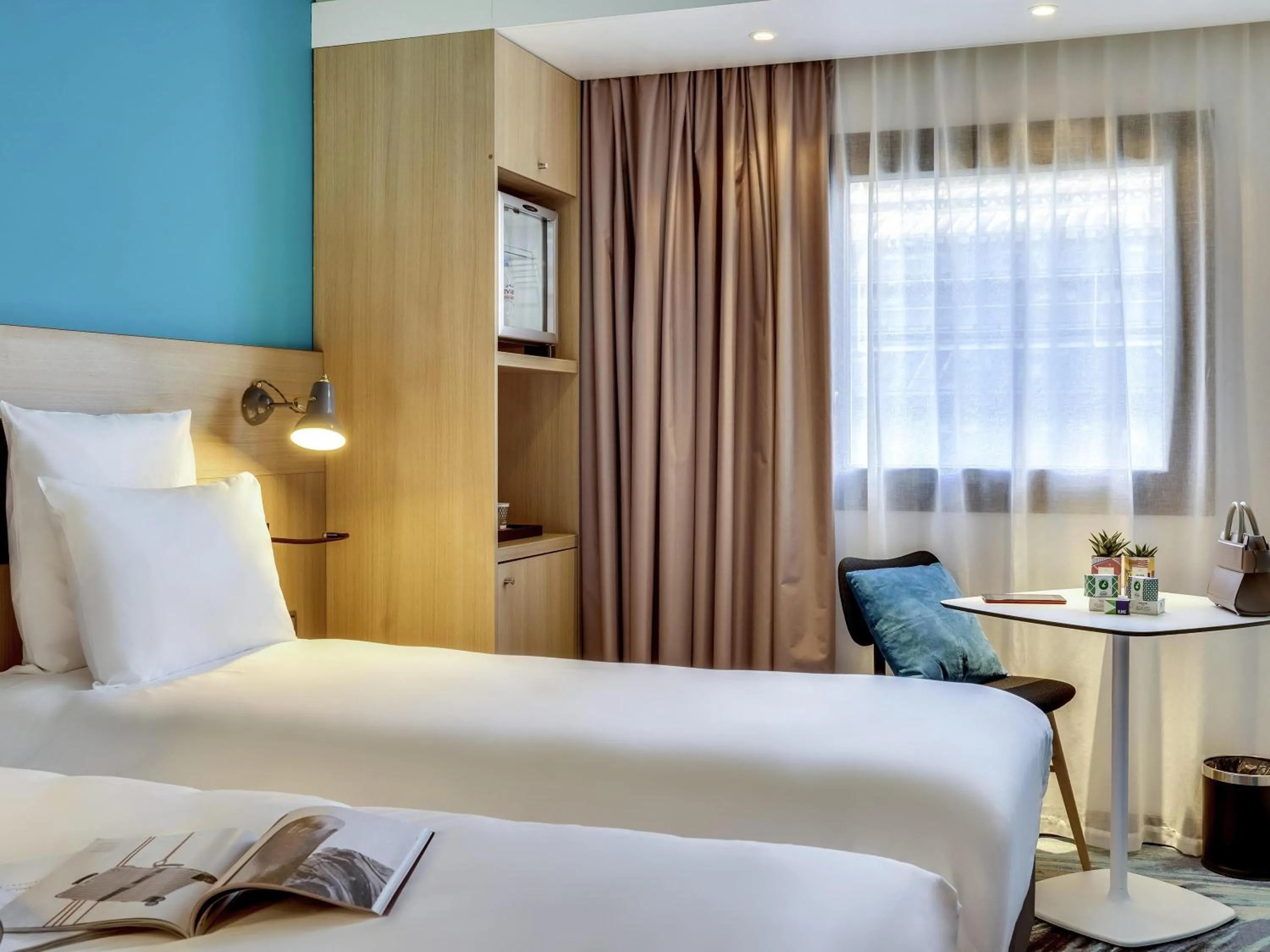 Bedroom, Bed in Mercure Paris Gare De Lyon TGV