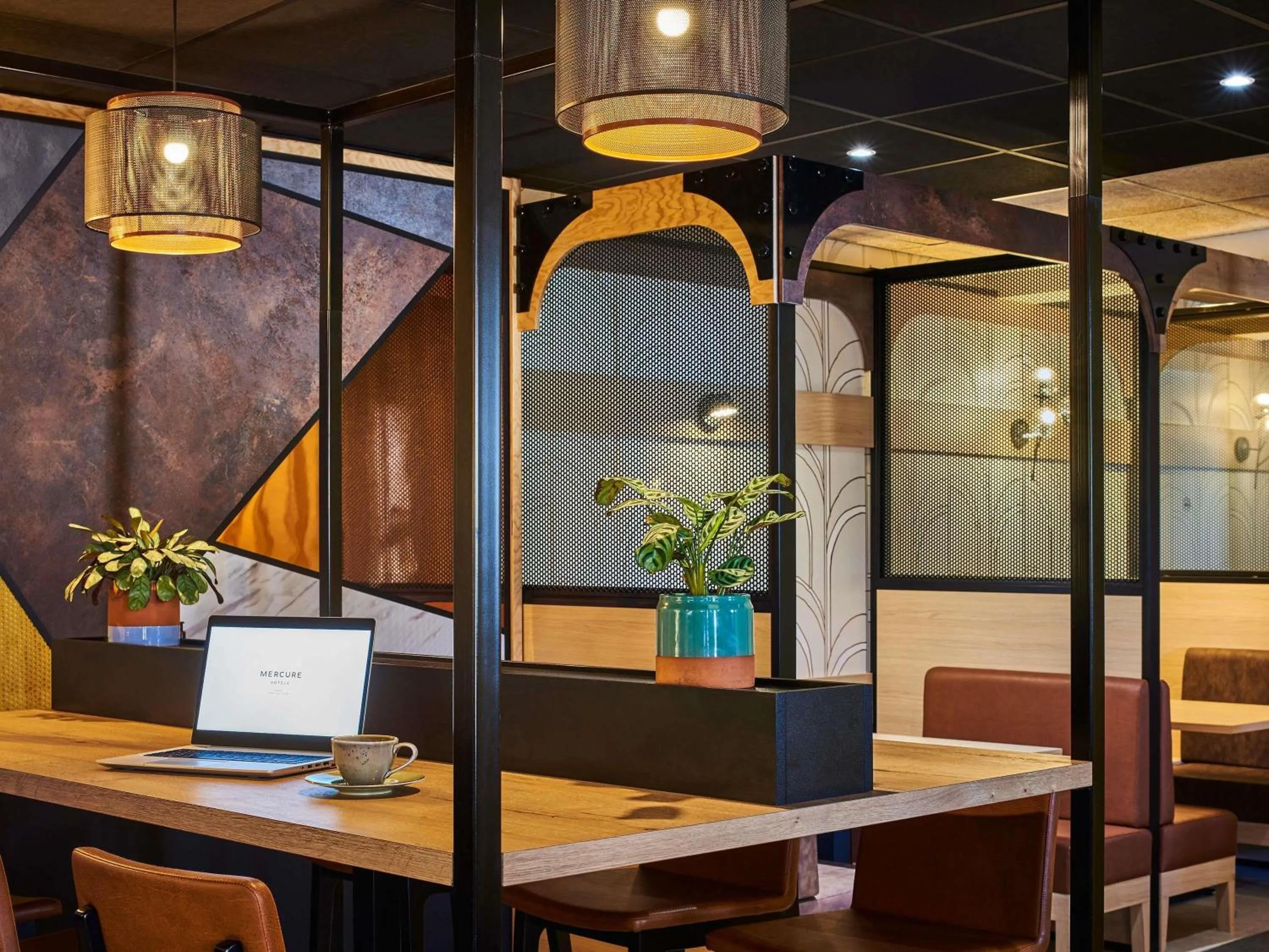 Lounge or bar in Mercure Paris Gare De Lyon TGV