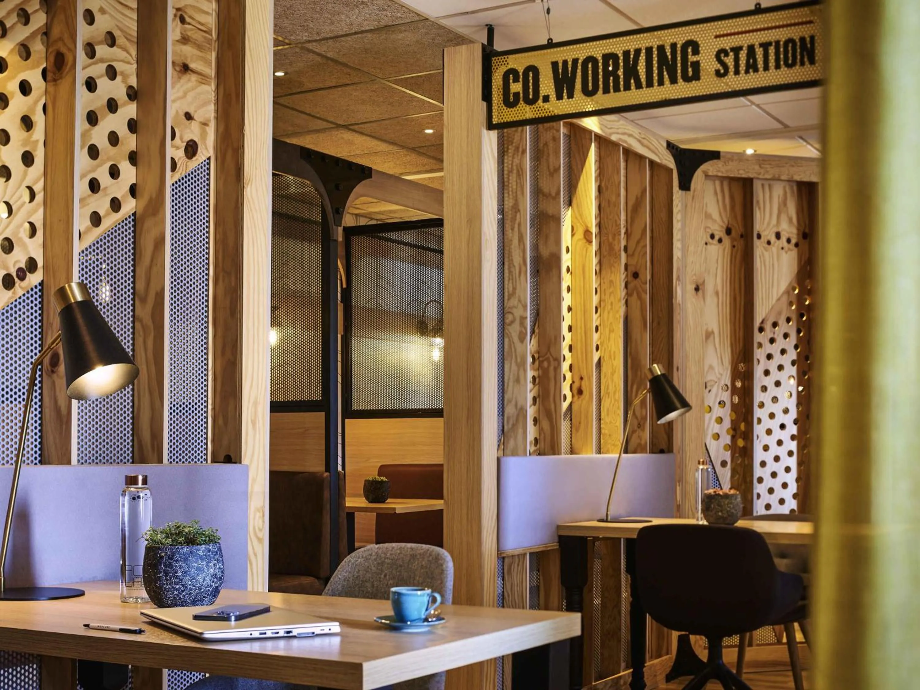 Business facilities in Mercure Paris Gare De Lyon TGV