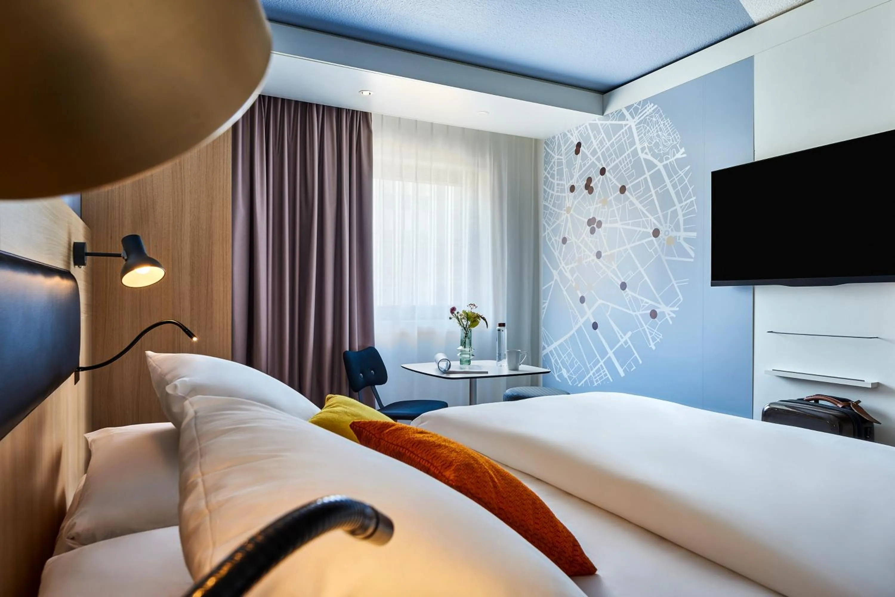 Bed in Mercure Paris Gare De Lyon TGV