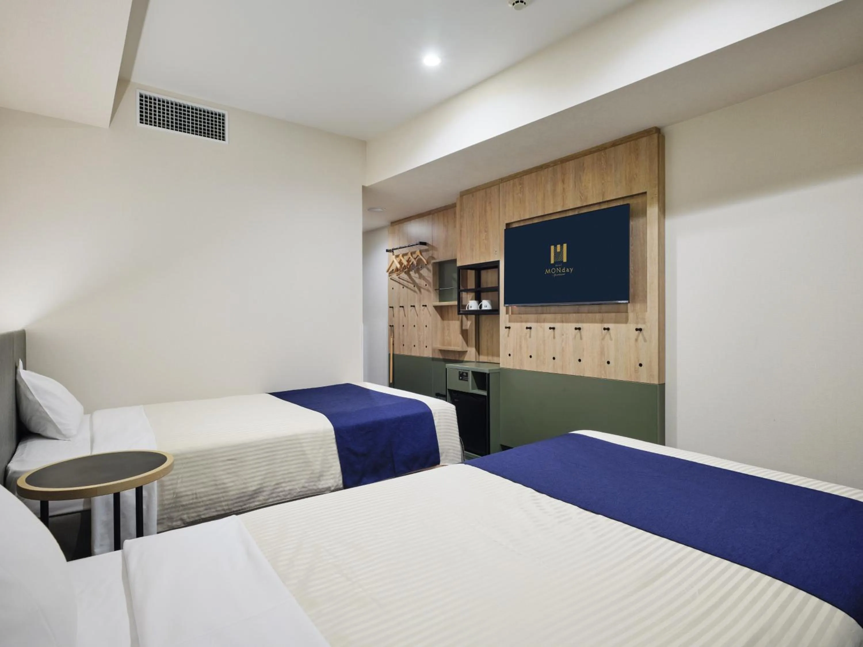 Bed in hotel MONday Akihabara Asakusabashi