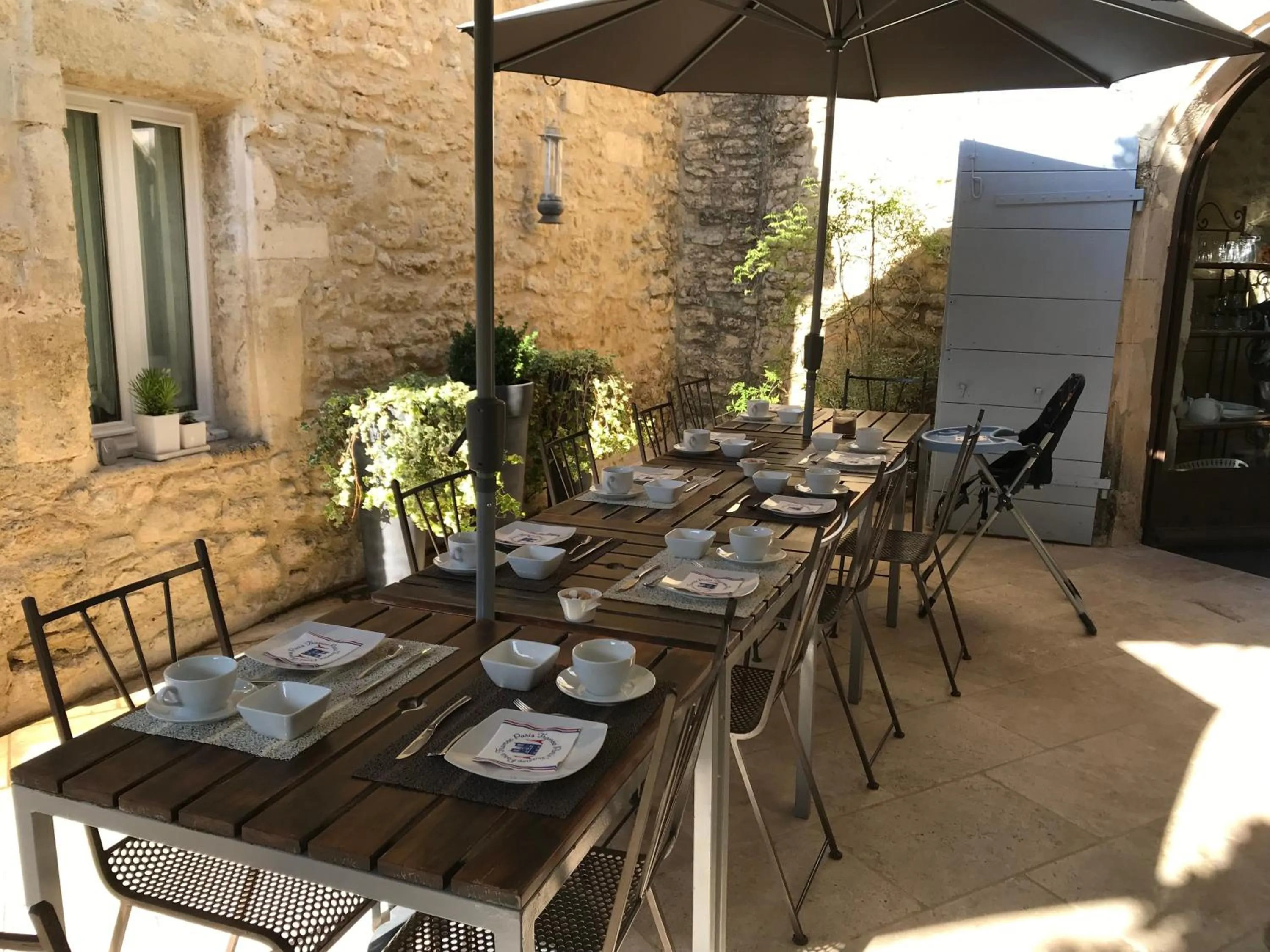 Breakfast in Le Moulin des Sources