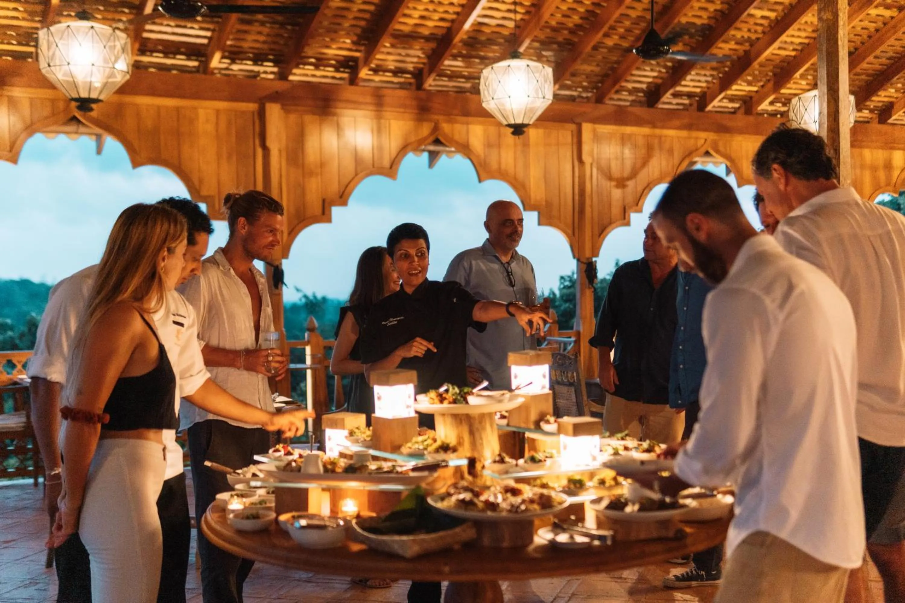 Restaurant/places to eat in Malabar Hill